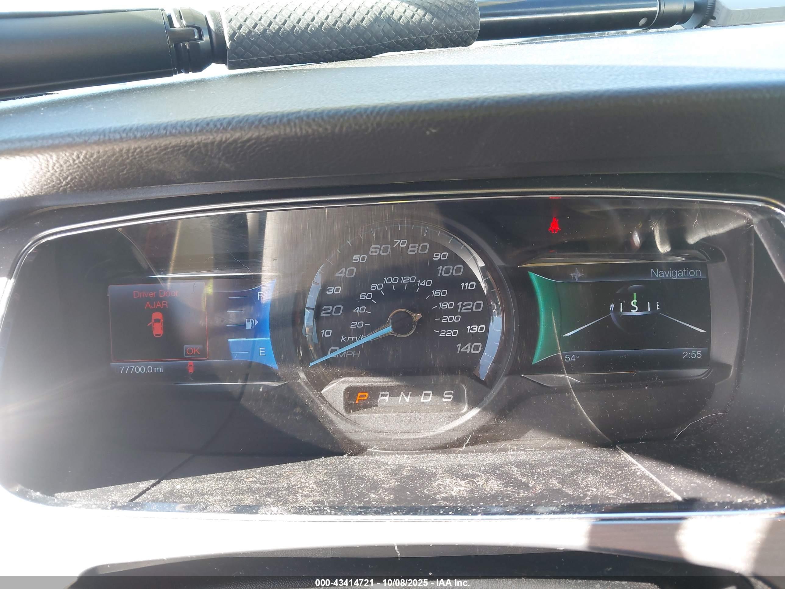 FORD TAURUS image 7