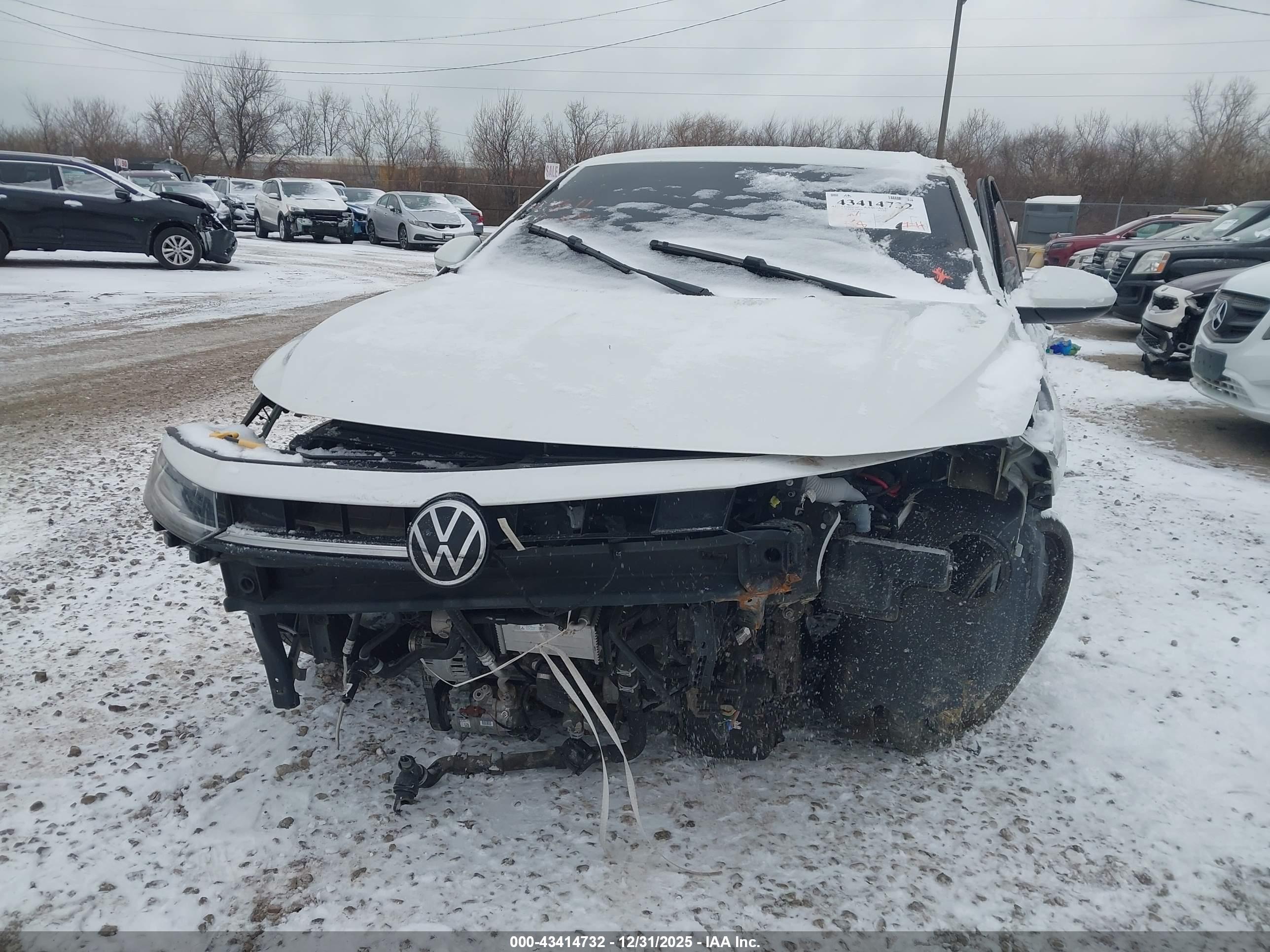 VOLKSWAGEN JETTA image 6