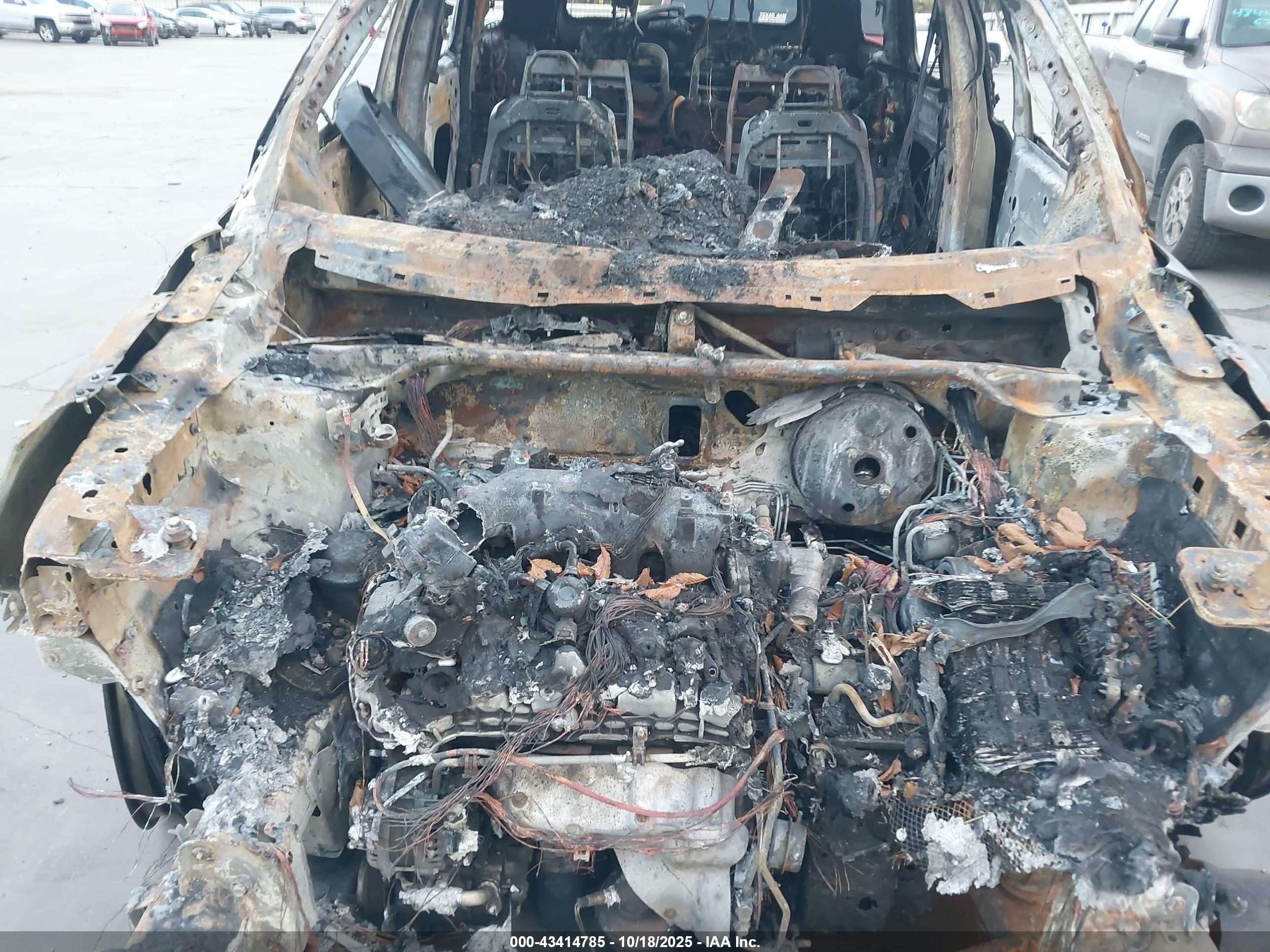 FORD EXPLORER image 10