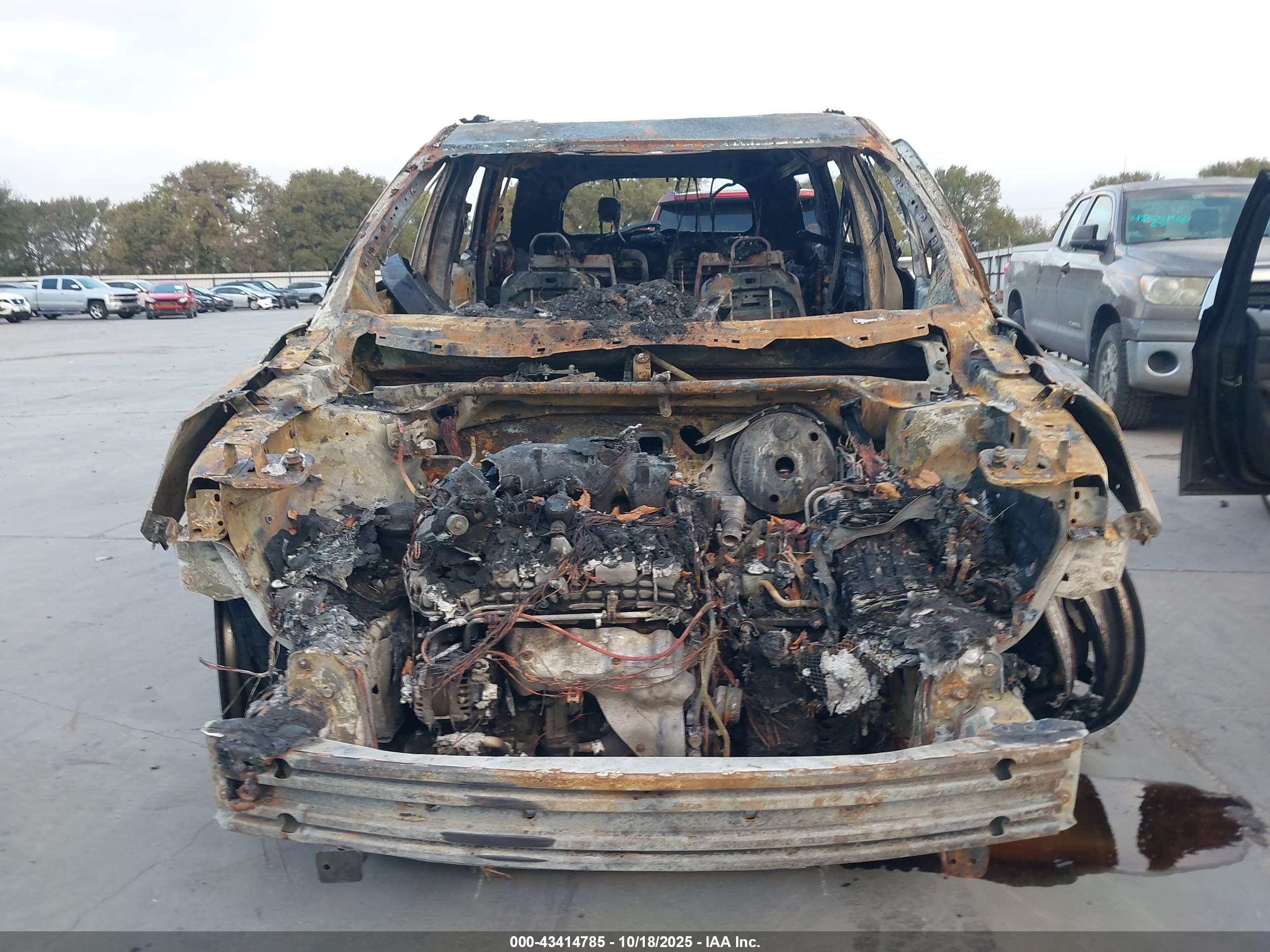 FORD EXPLORER image 6