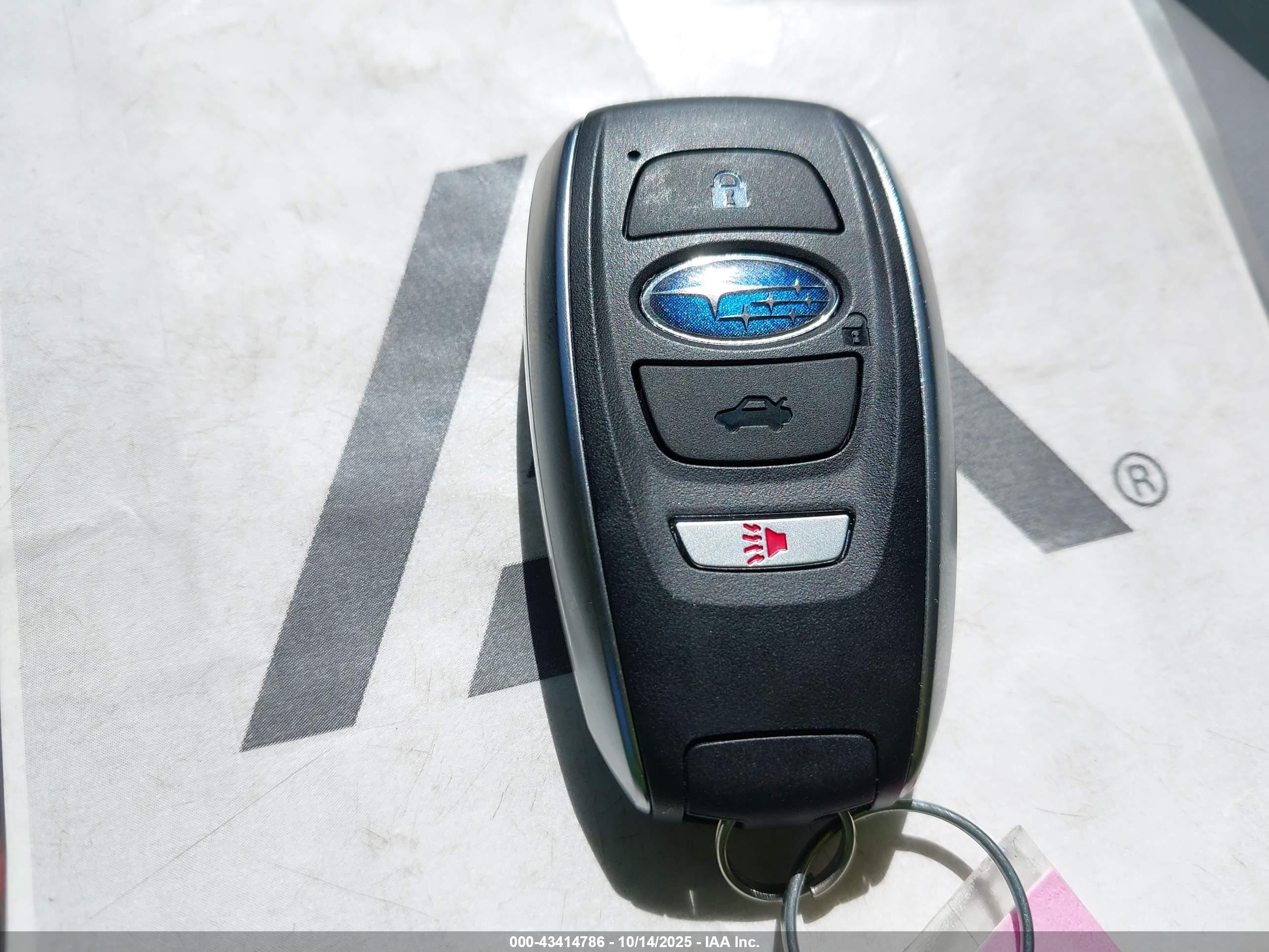 SUBARU OUTBACK image 11