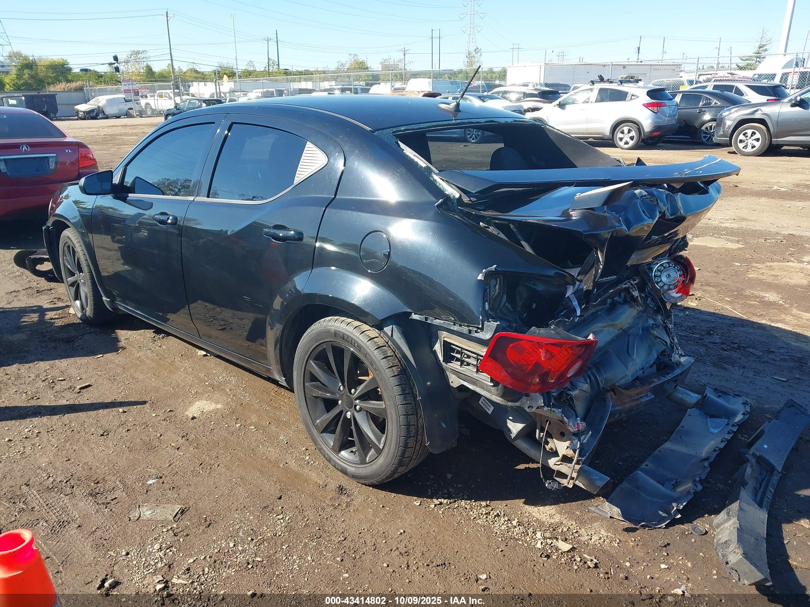 DODGE AVENGER image 3