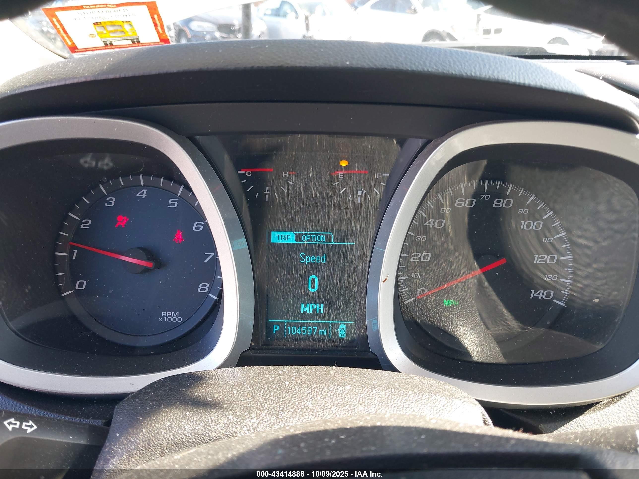 CHEVROLET EQUINOX image 7