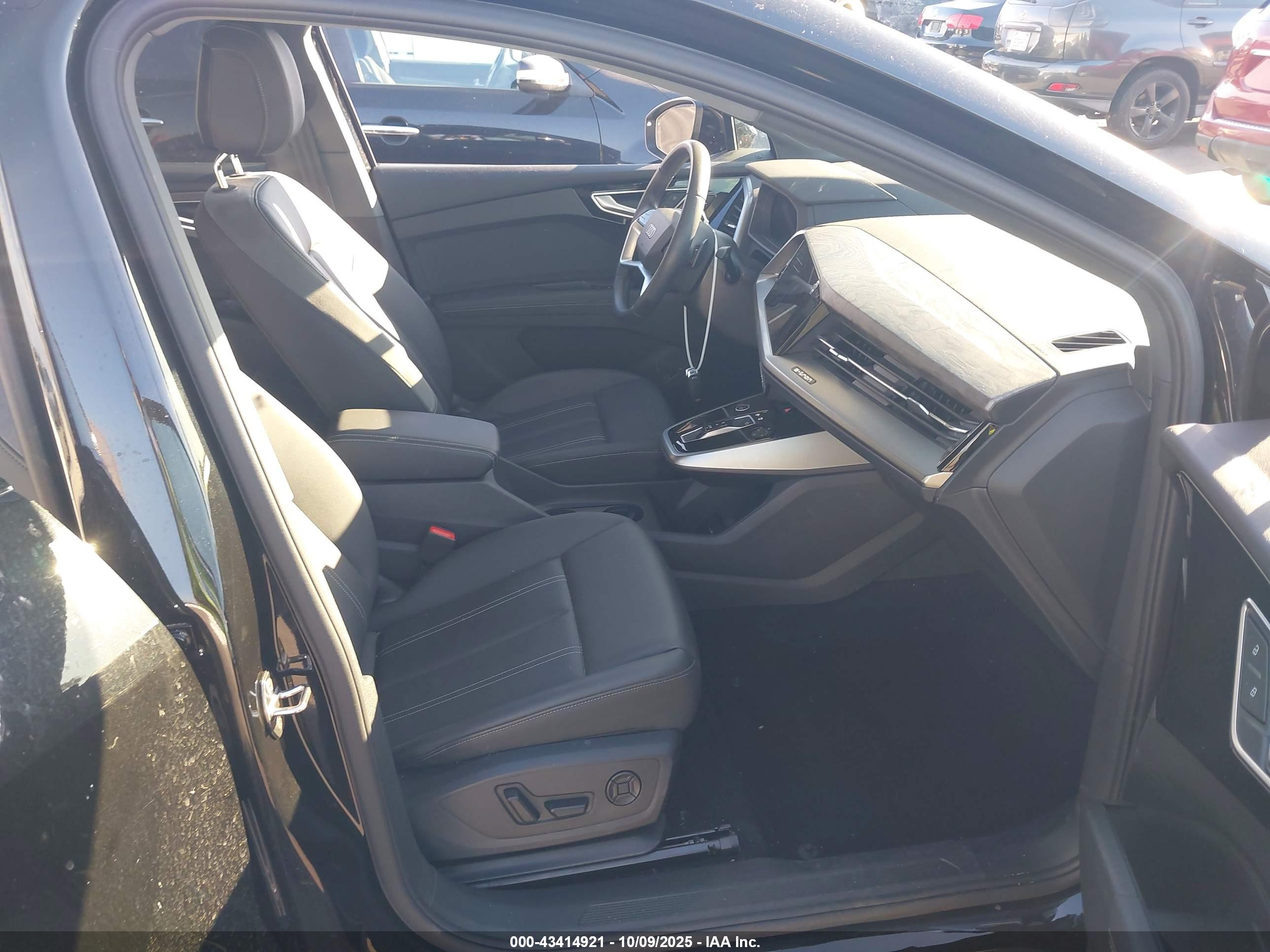 AUDI Q4 image 5