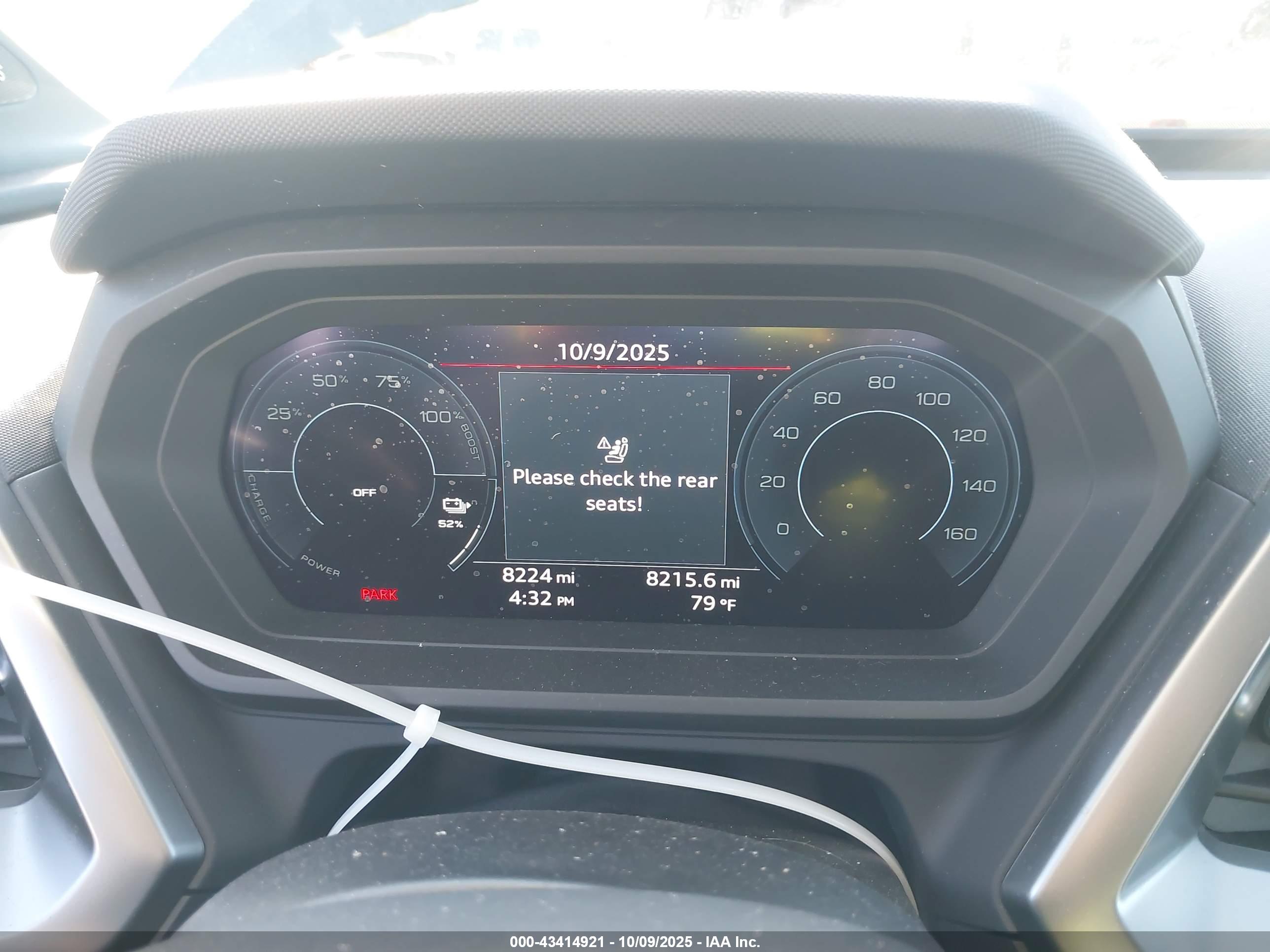 AUDI Q4 image 7