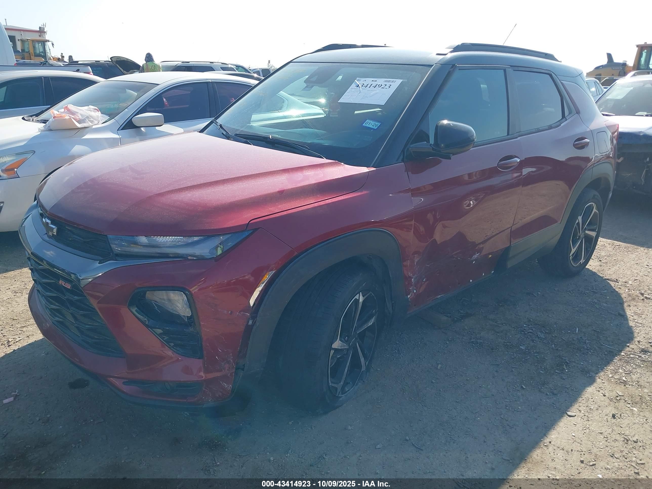CHEVROLET TRAILBLAZER image 2