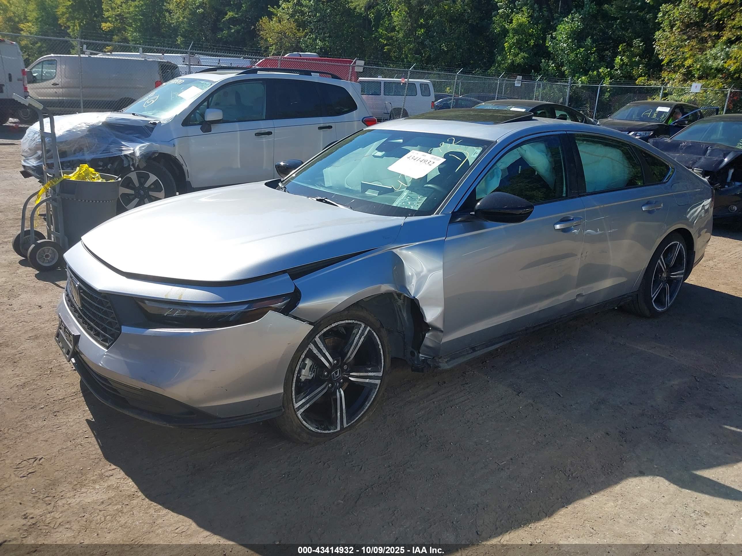HONDA ACCORD image 2