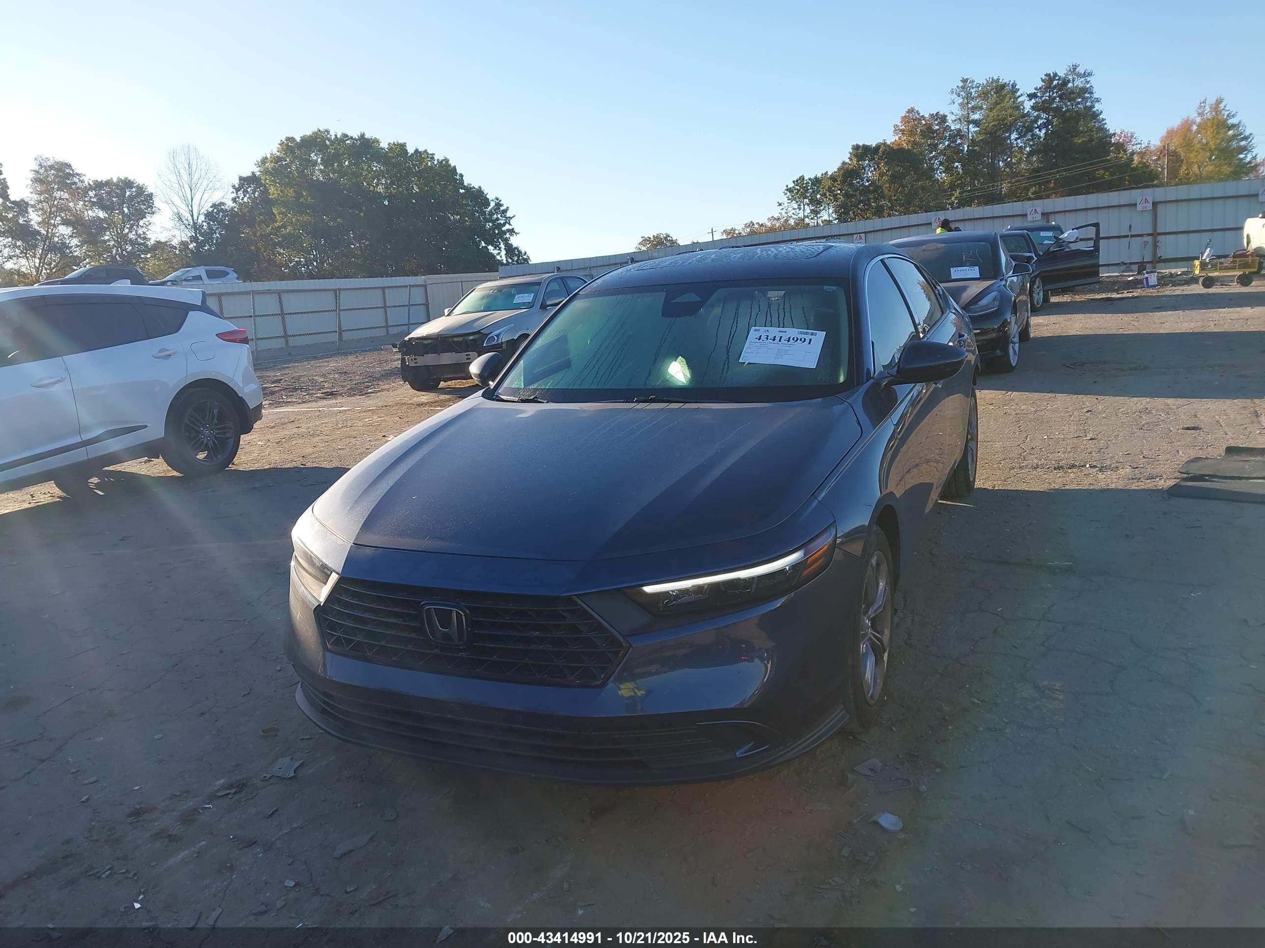 HONDA ACCORD image 2