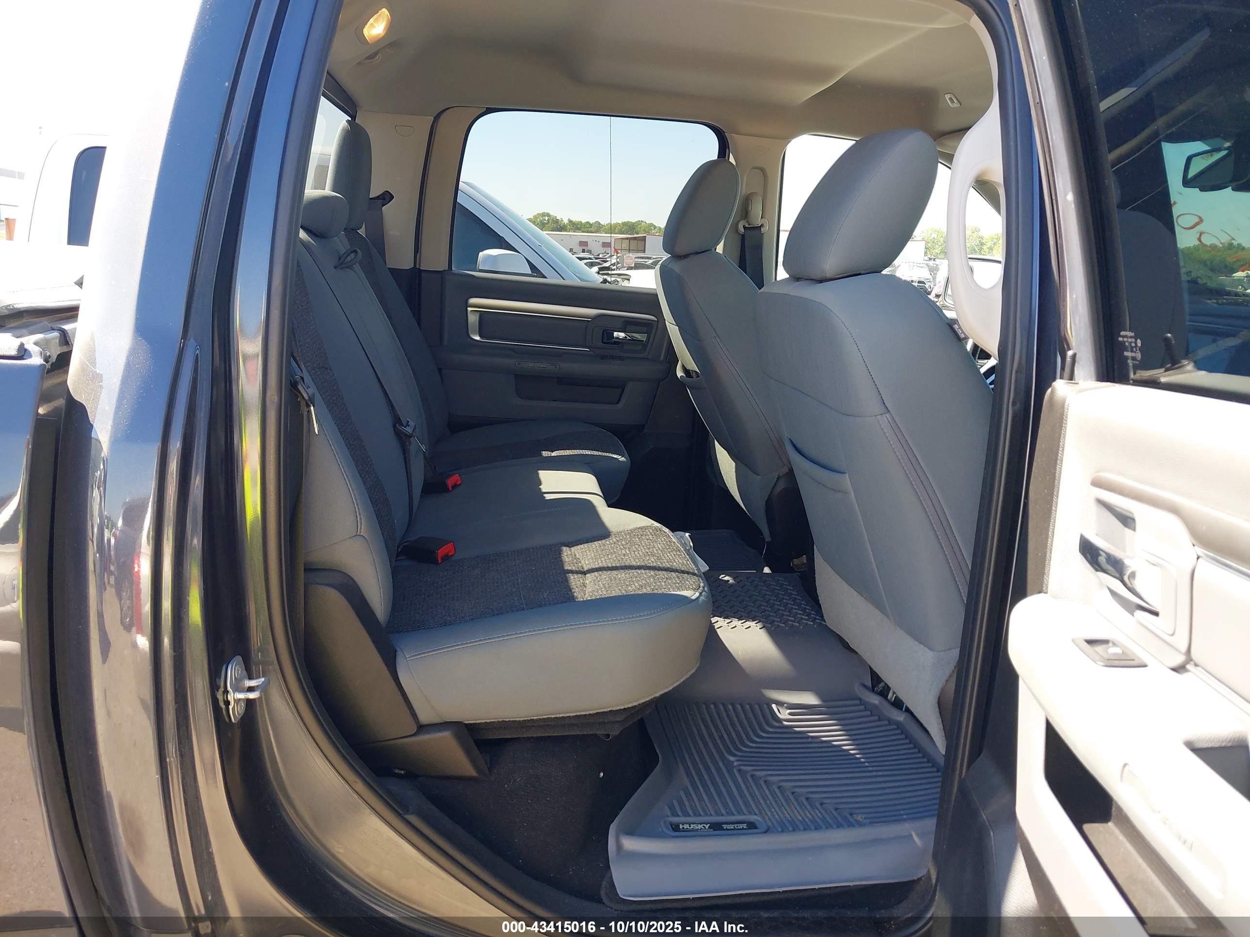 RAM 1500 image 8