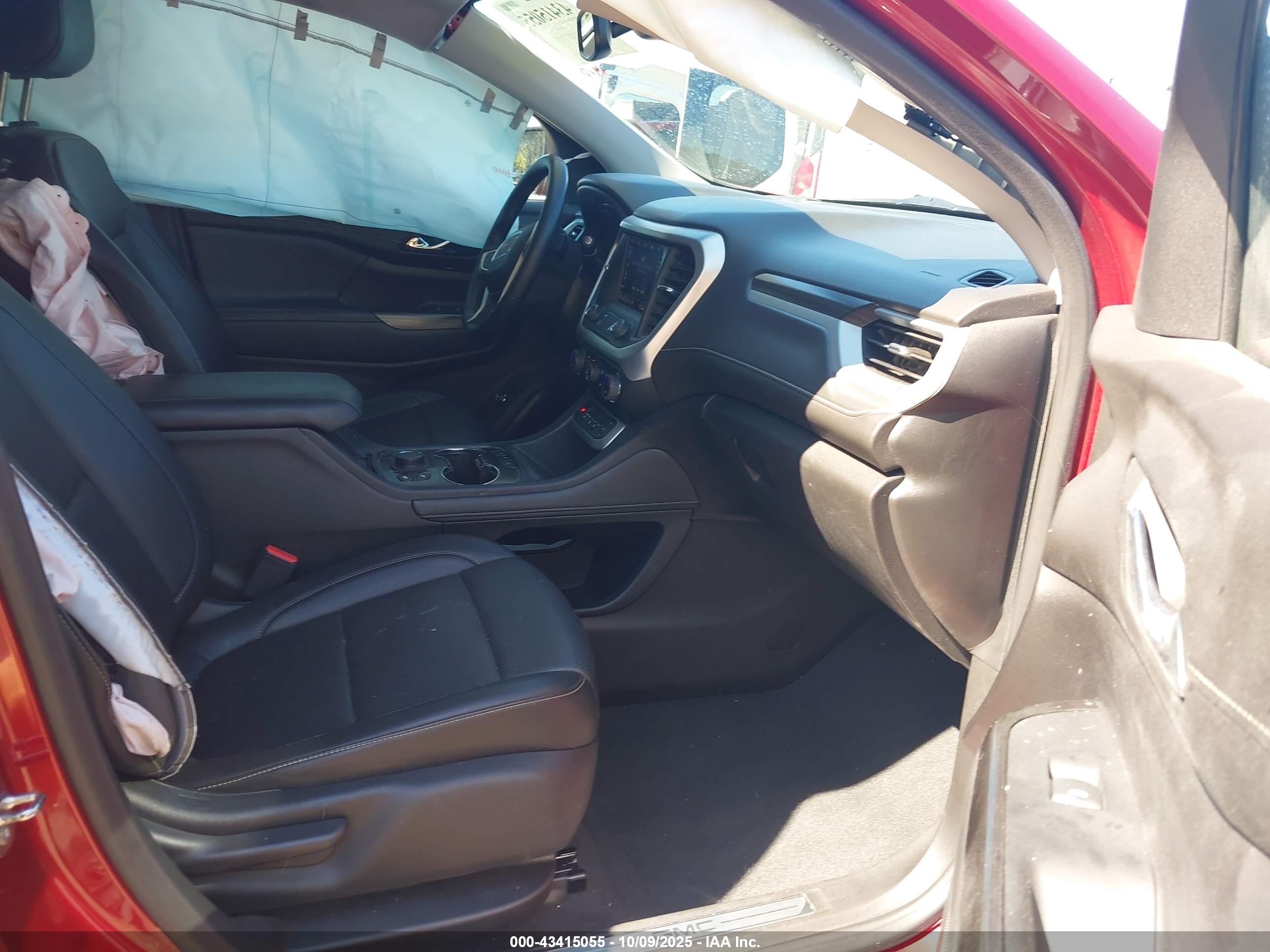 GMC ACADIA image 5