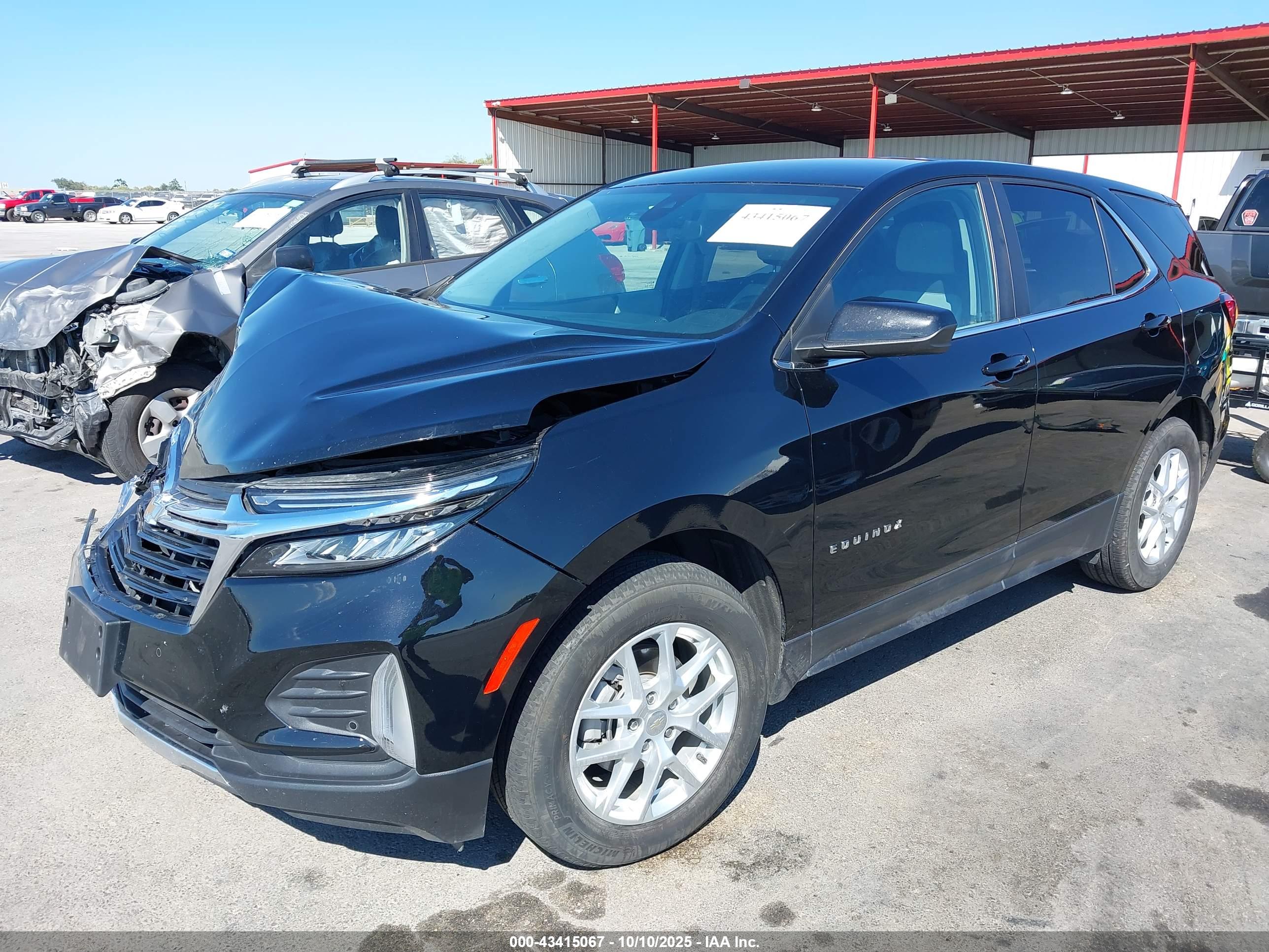 CHEVROLET EQUINOX image 2