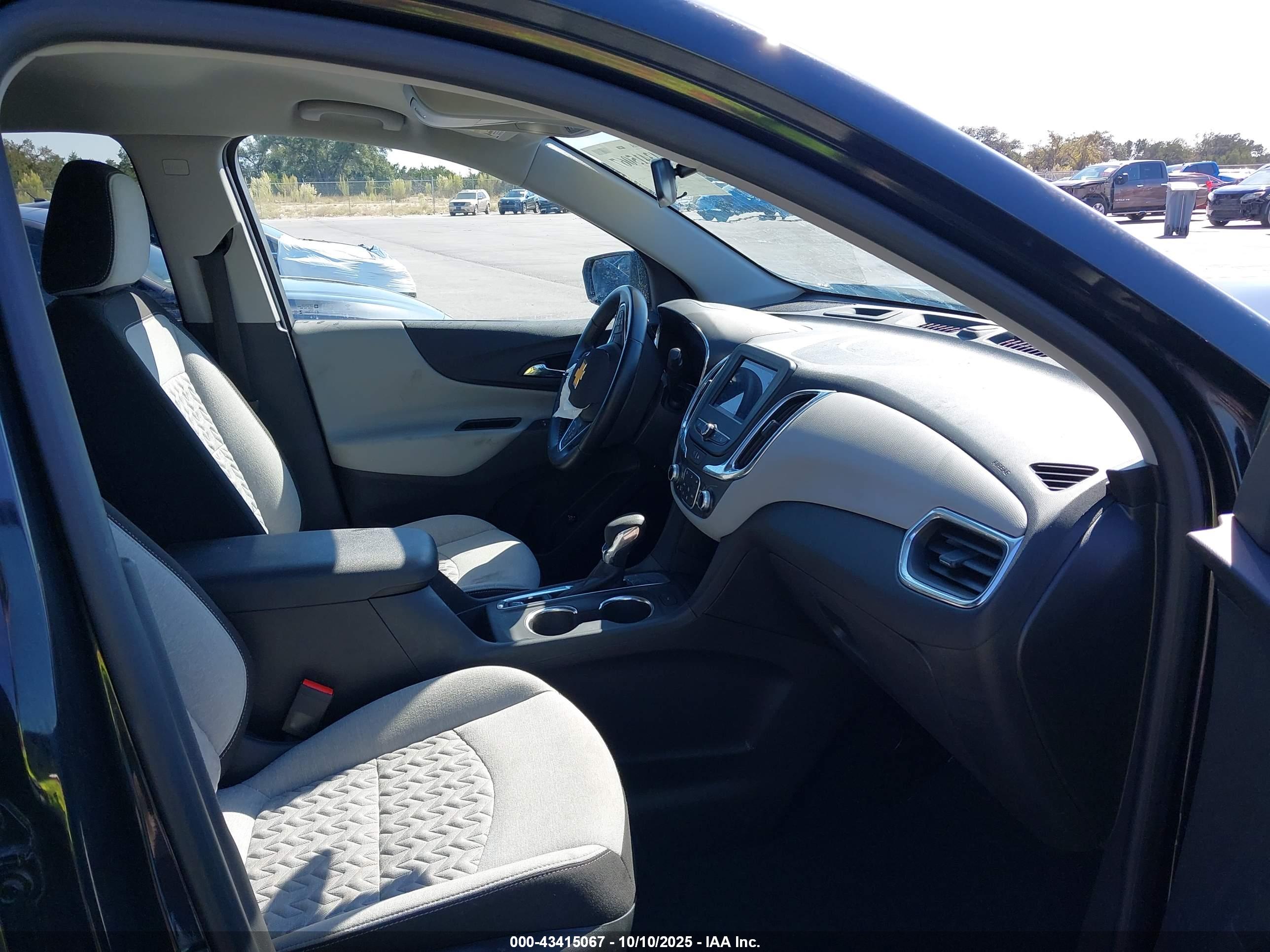 CHEVROLET EQUINOX image 5