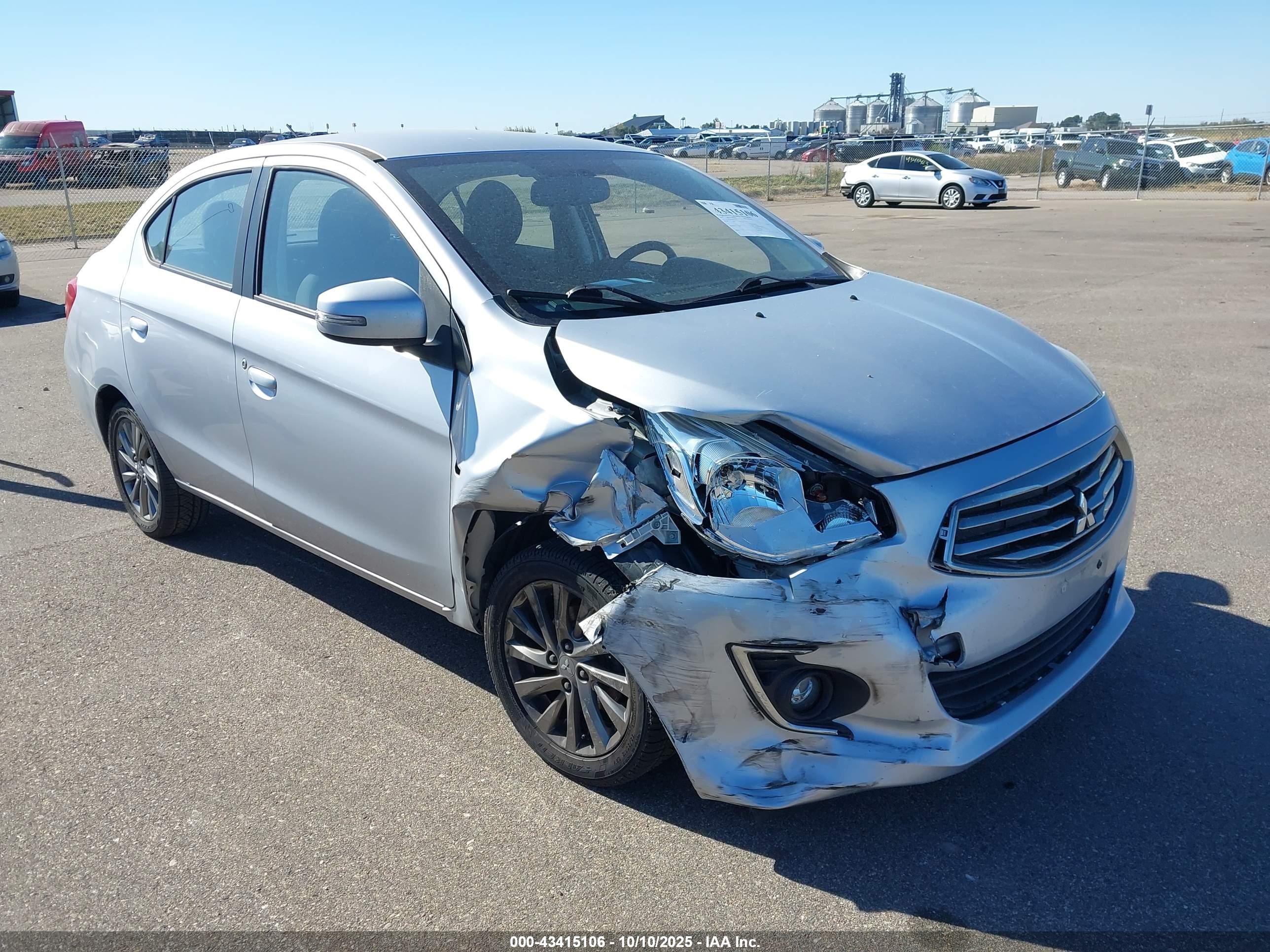 MITSUBISHI MIRAGE image 6
