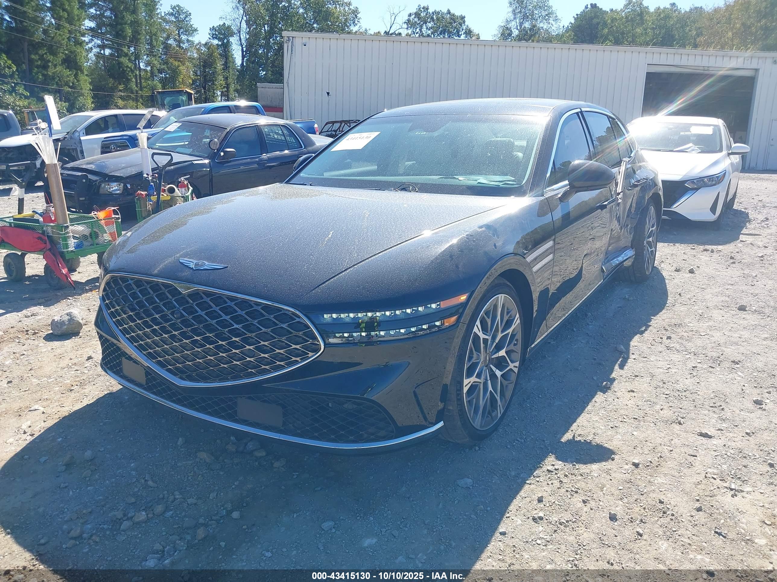 GENESIS G90 image 2