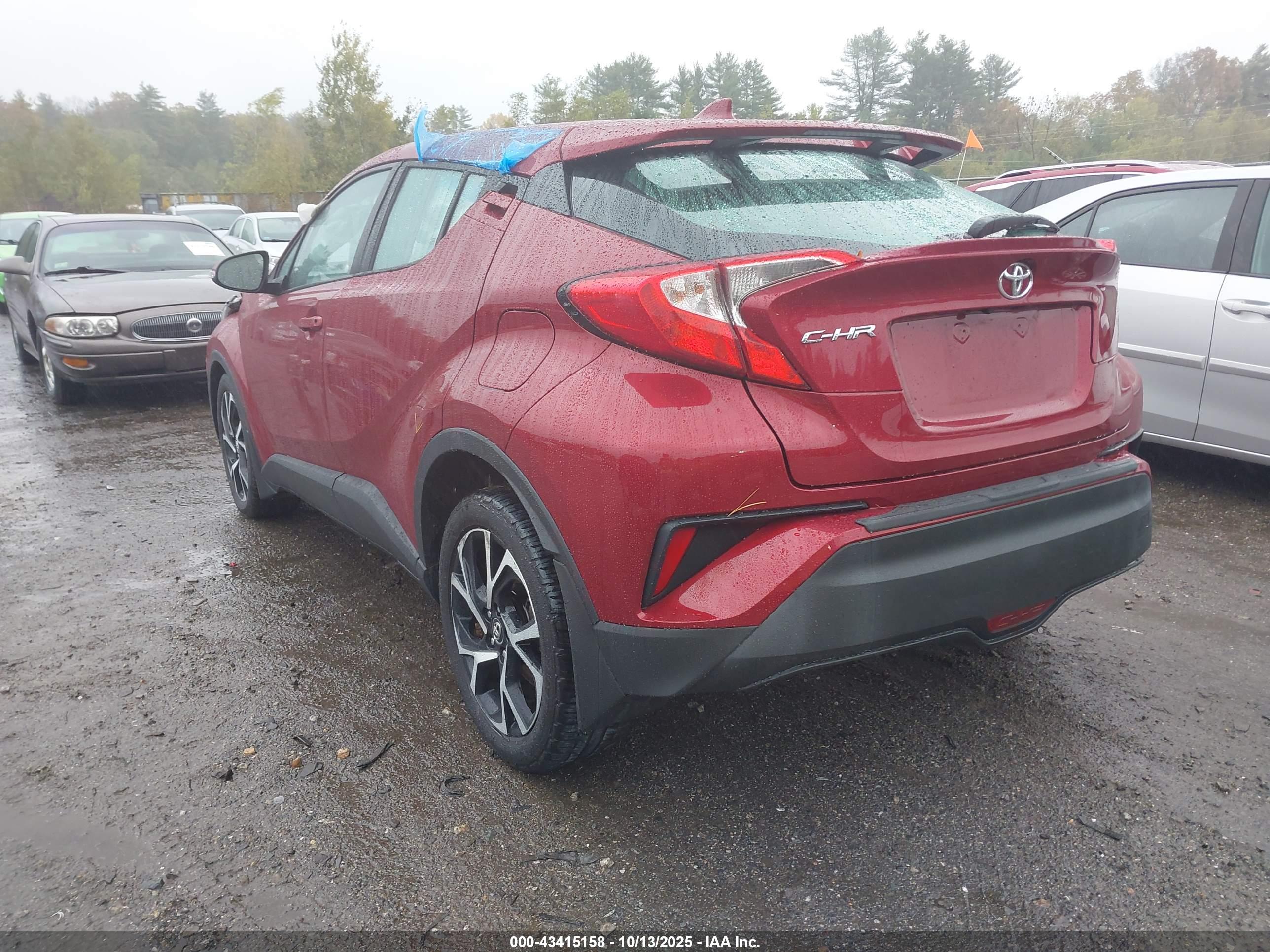 TOYOTA C-HR image 3
