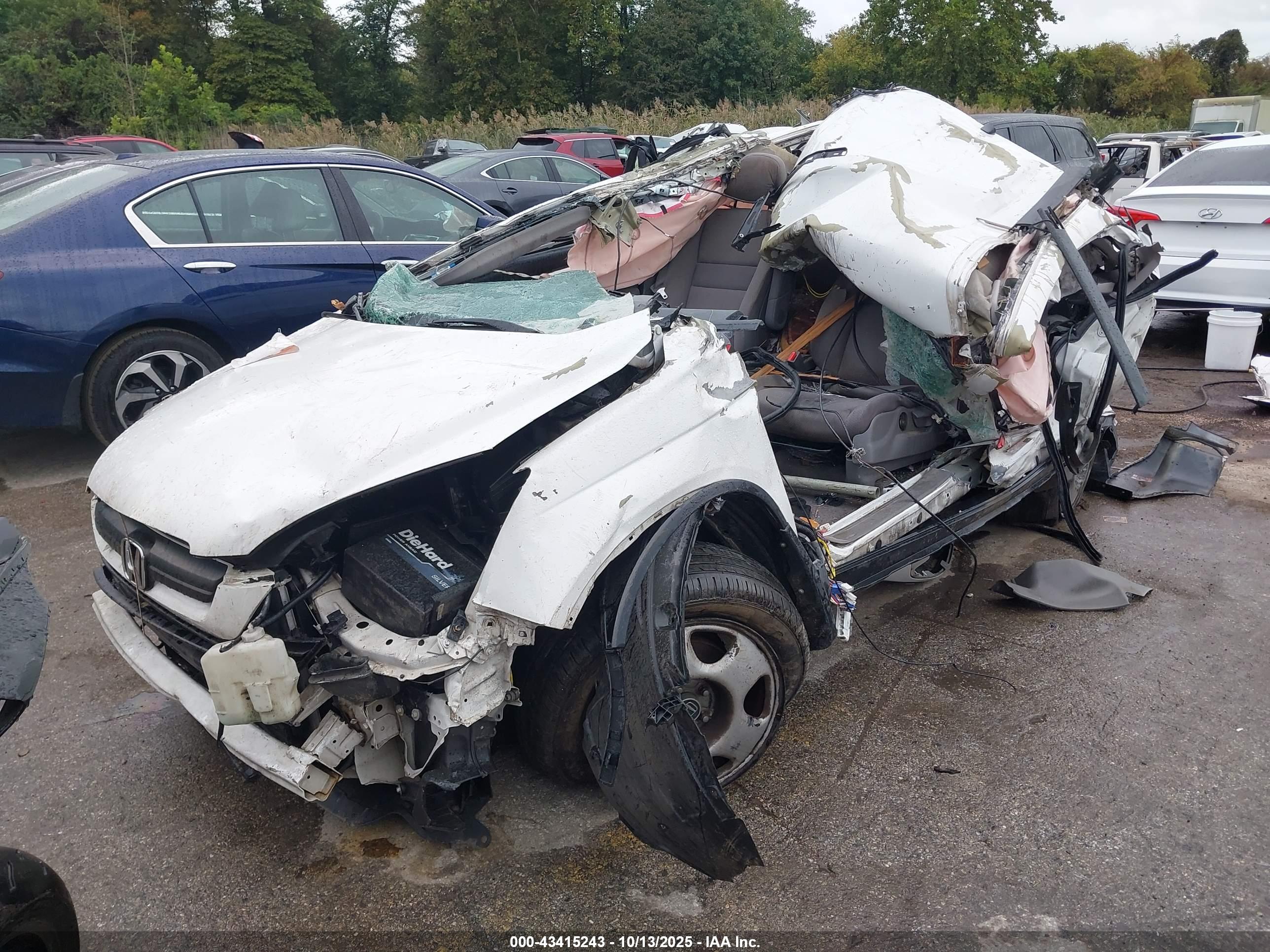 HONDA CR-V image 2