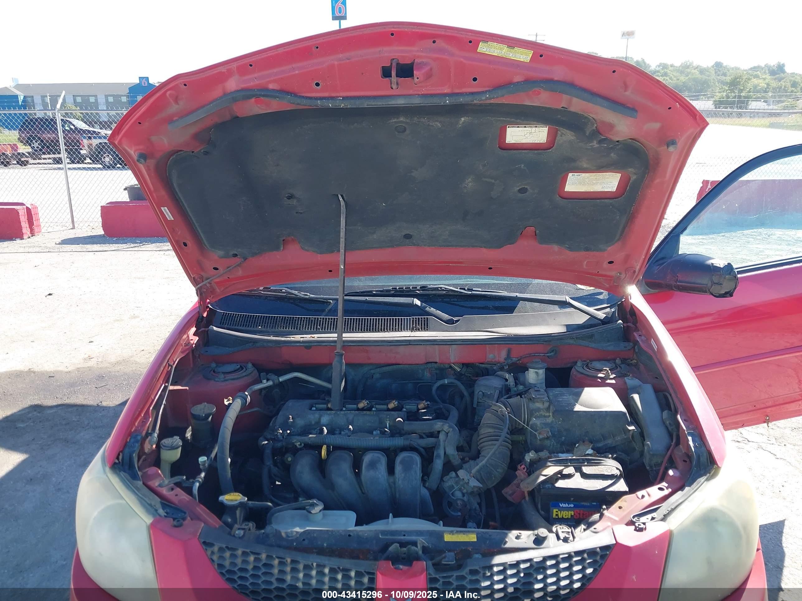 PONTIAC VIBE image 10