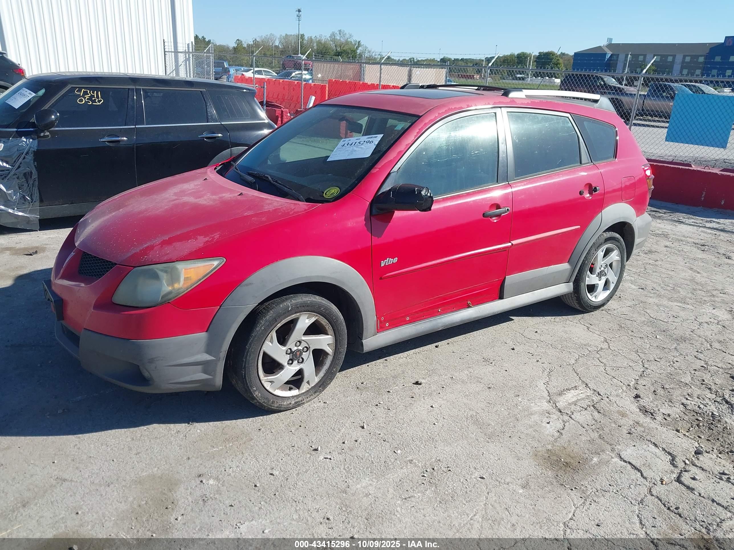 PONTIAC VIBE image 2