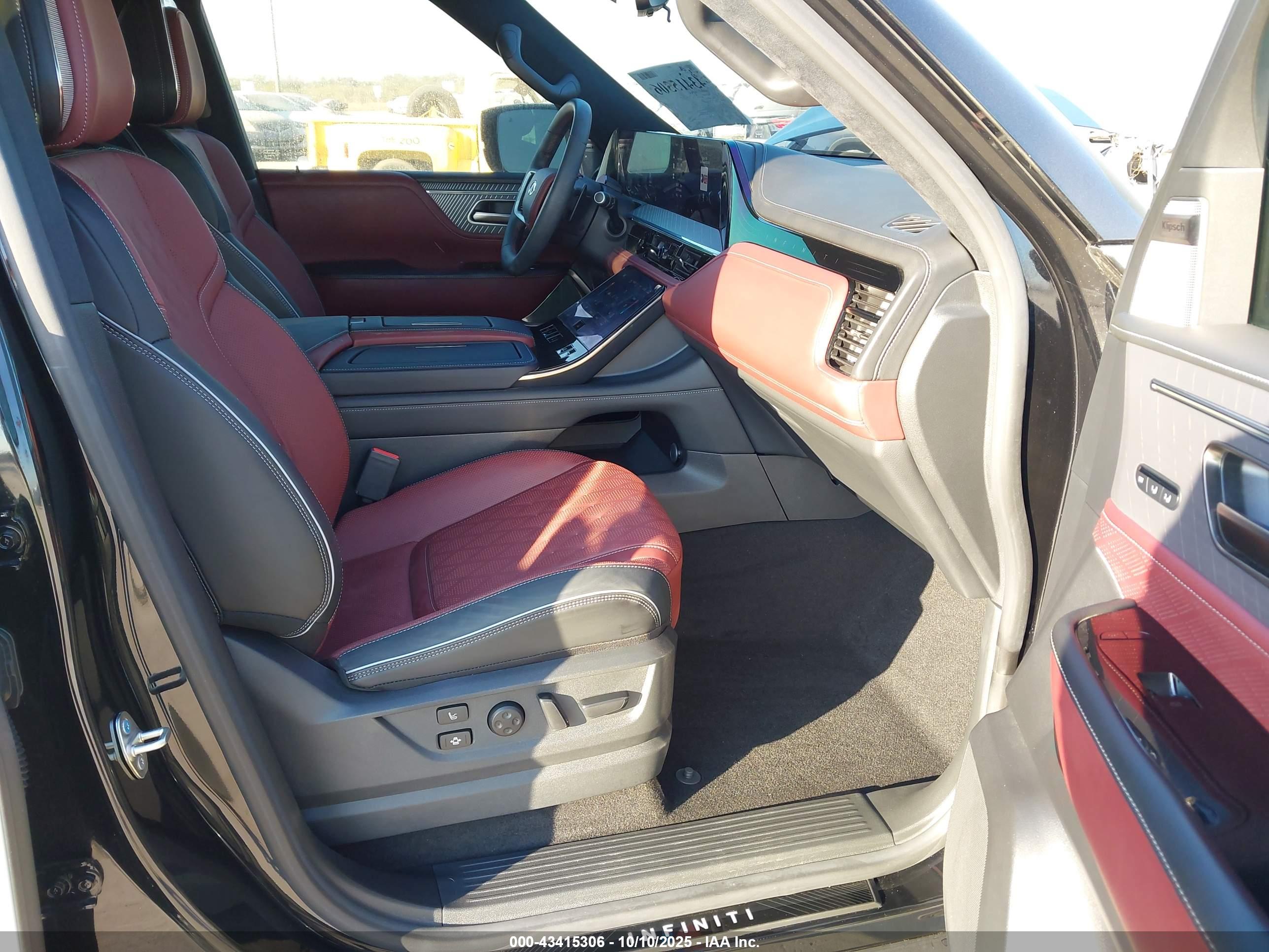 INFINITI QX80 image 5