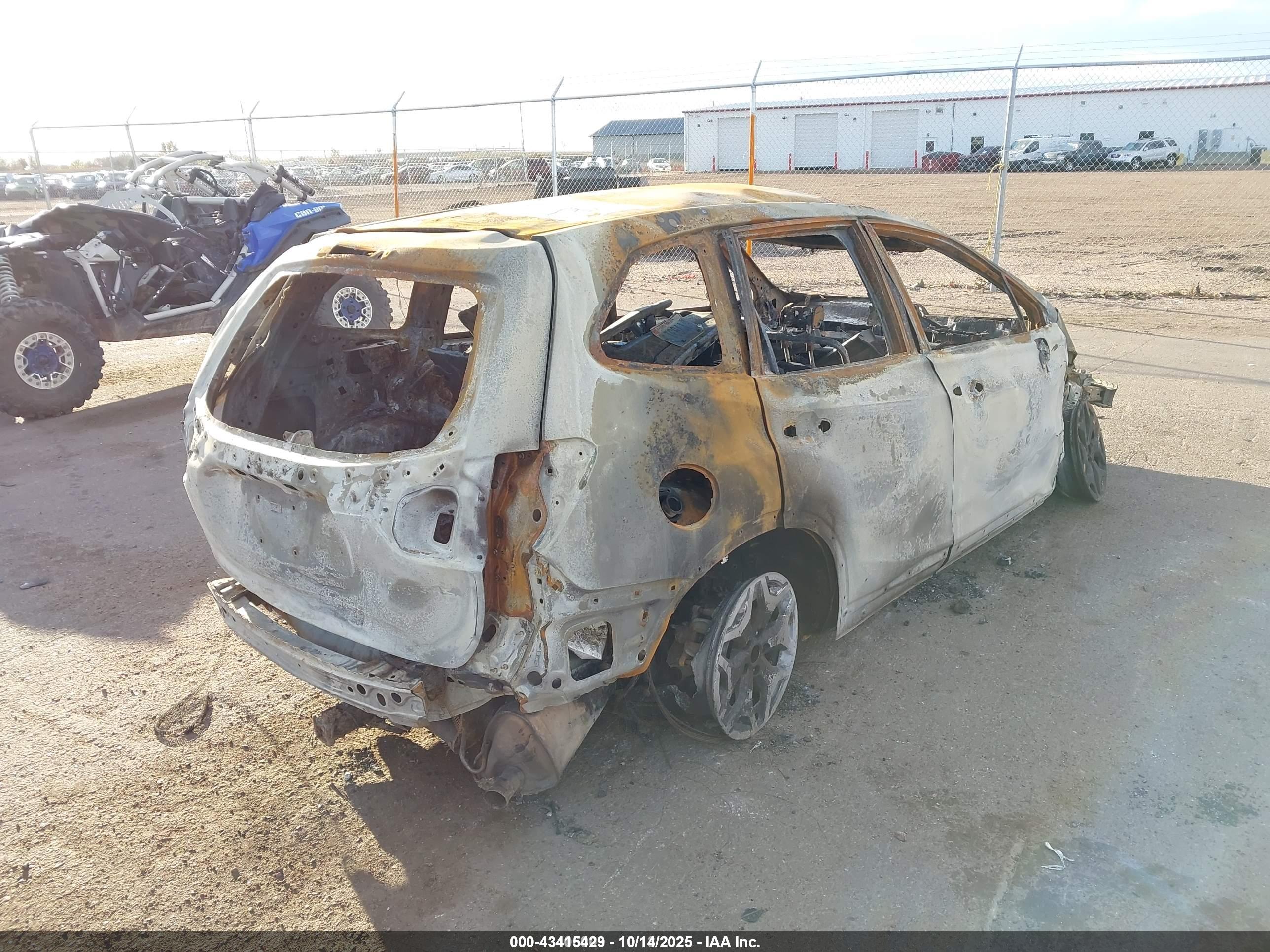 SUBARU FORESTER image 4
