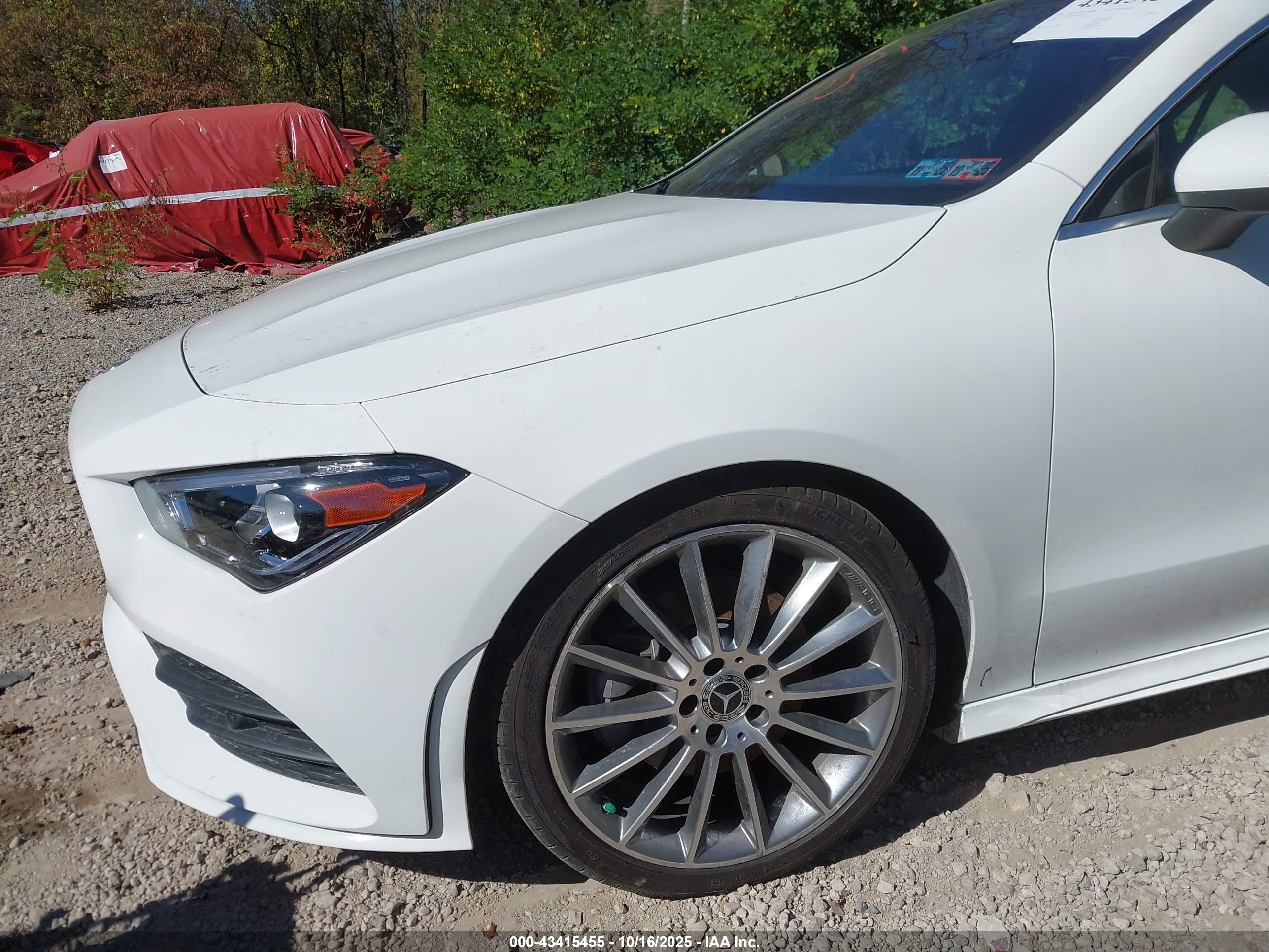 MERCEDES-BENZ CLA image 6