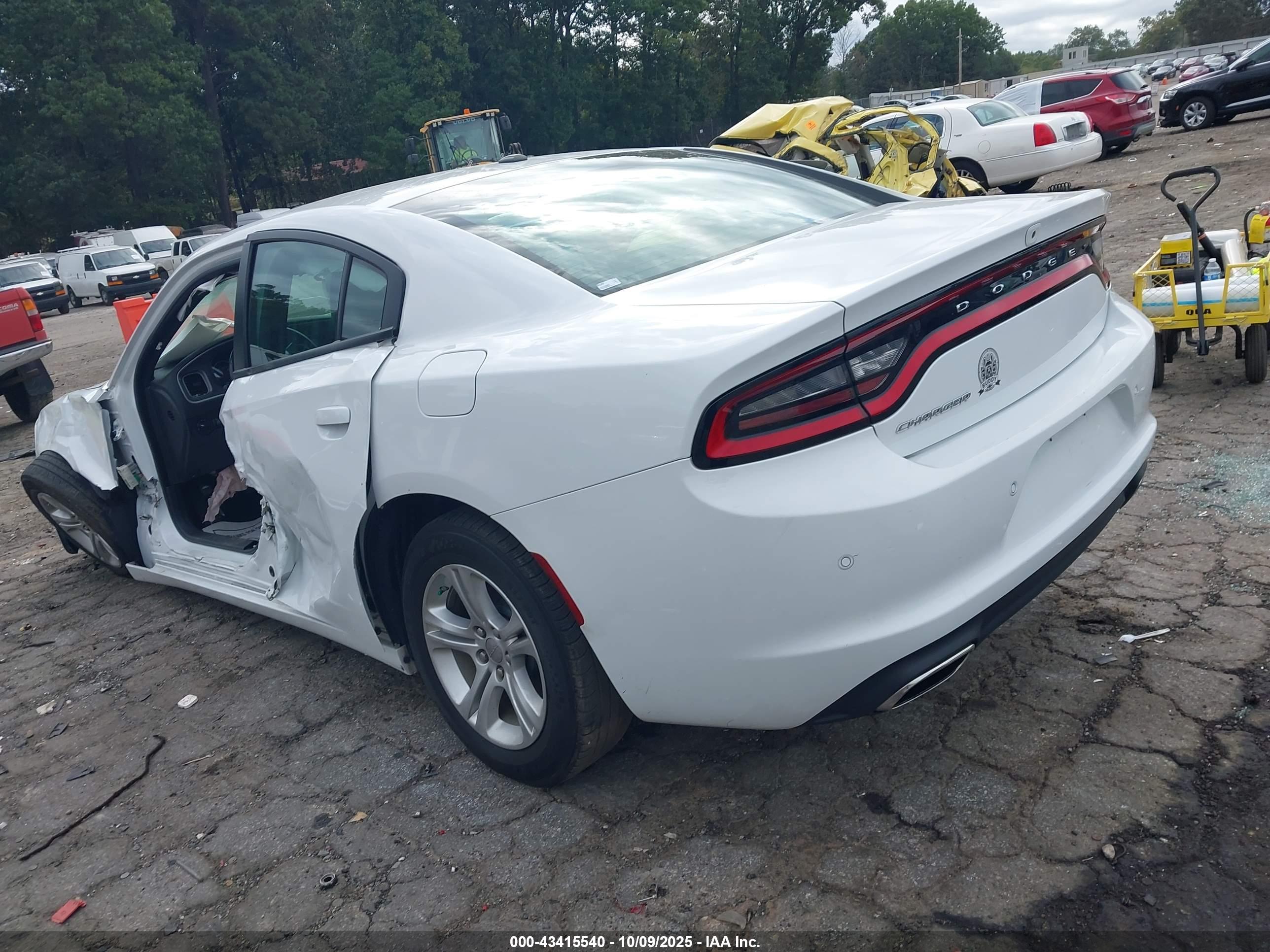 DODGE CHARGER image 3