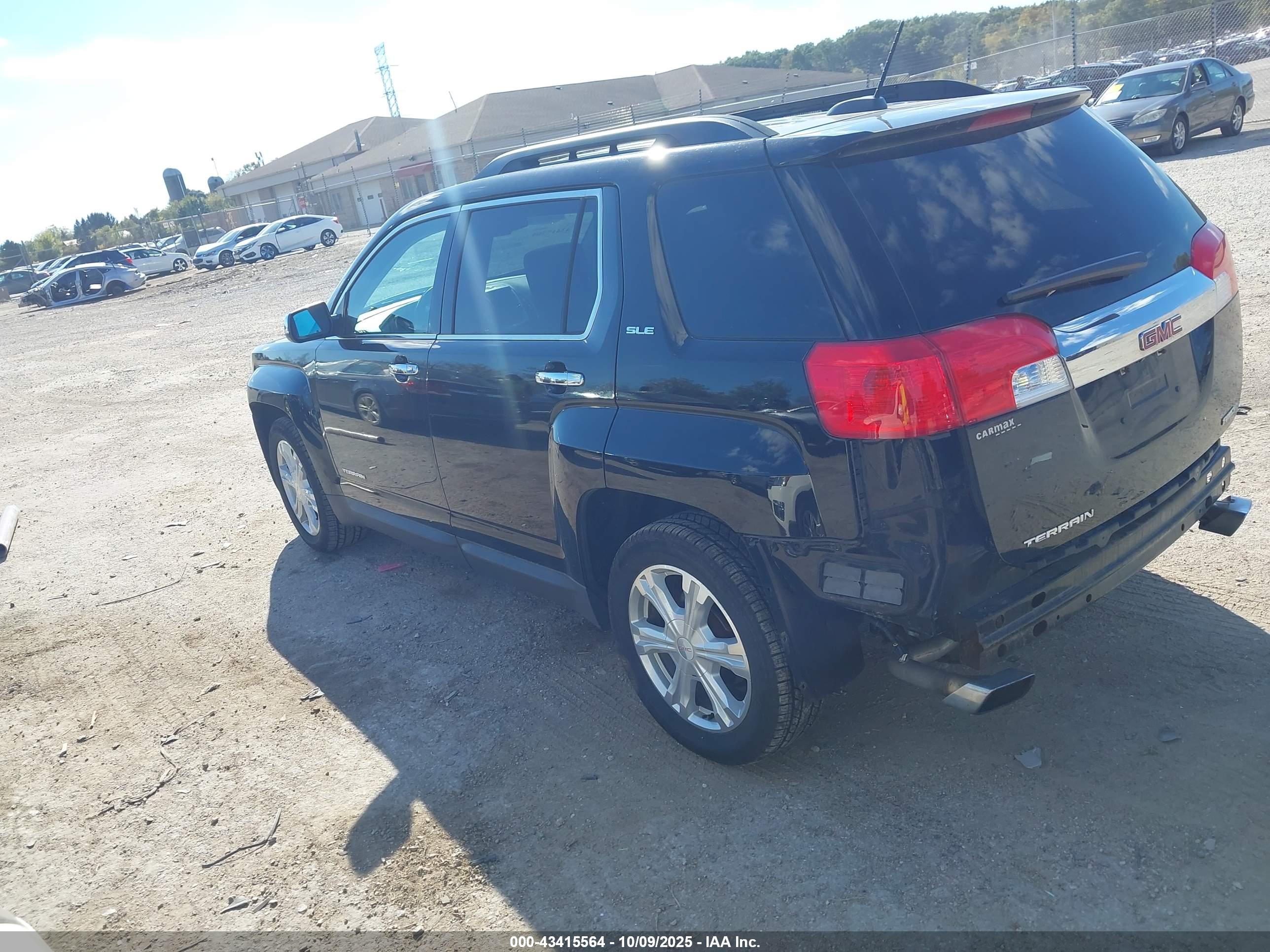 GMC TERRAIN image 3