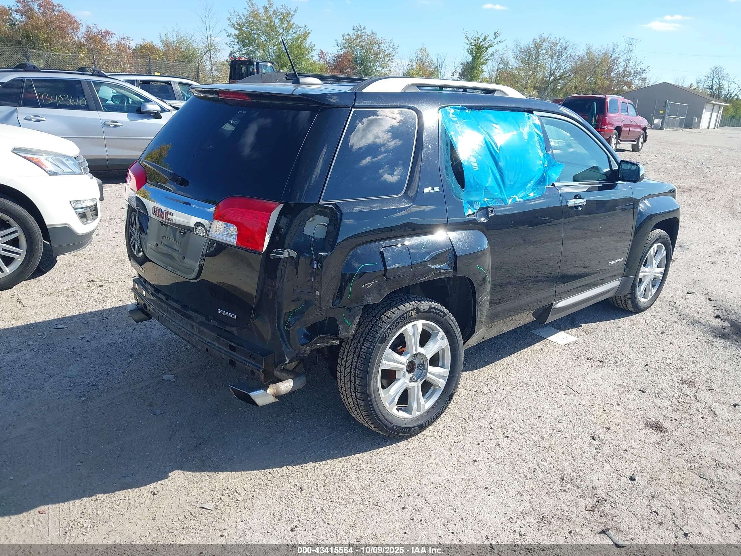 GMC TERRAIN image 4