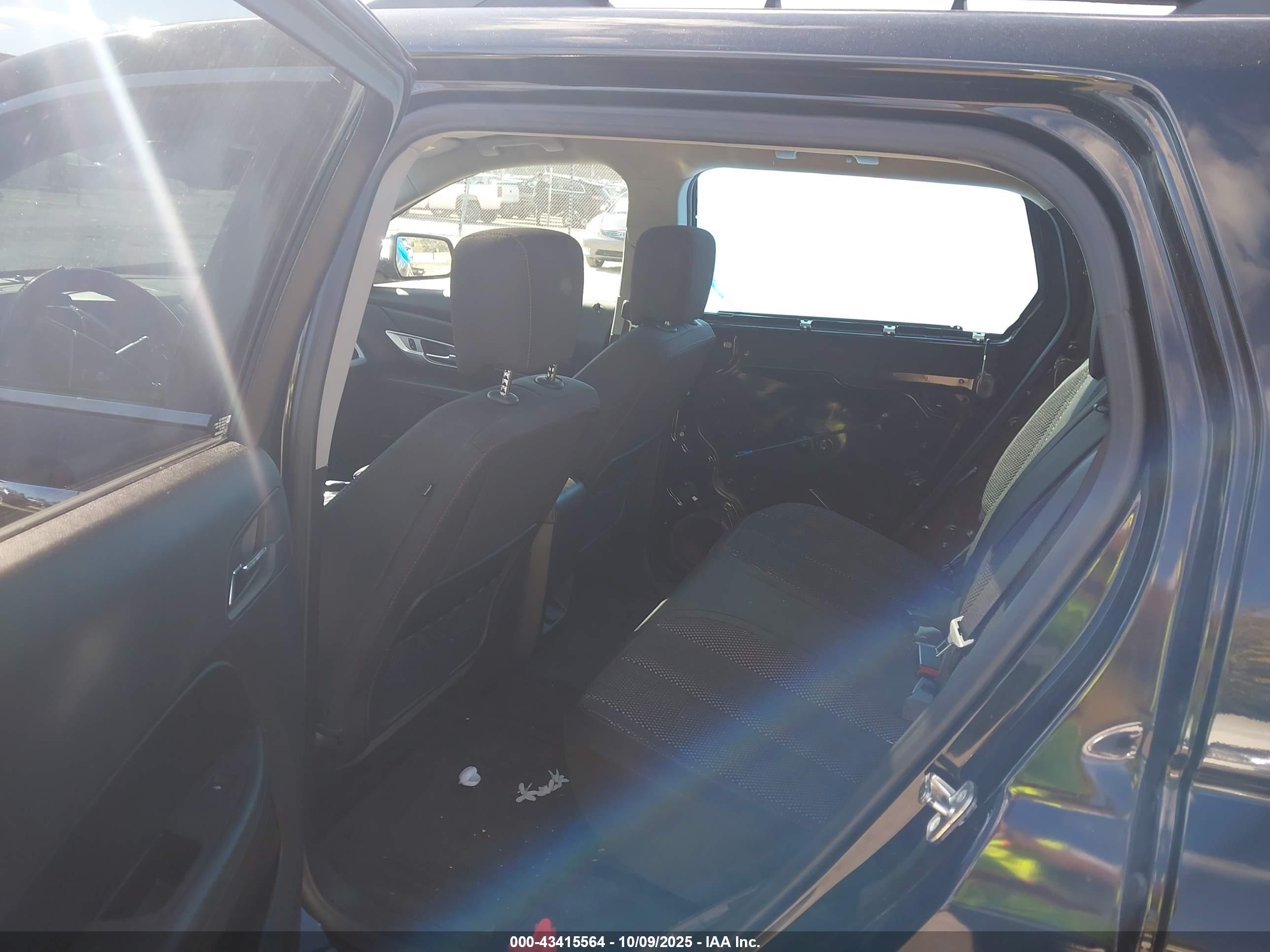 GMC TERRAIN image 8