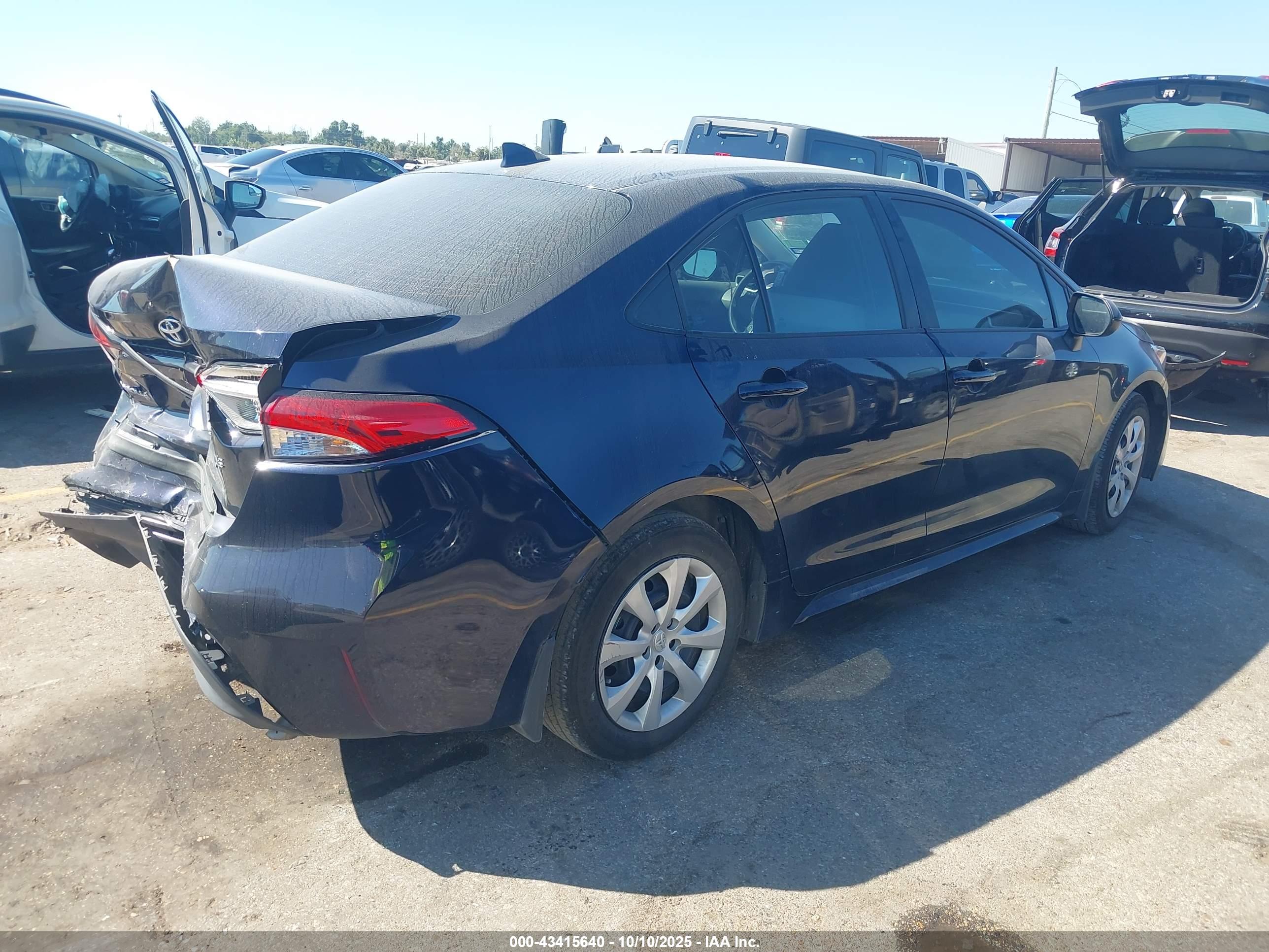 TOYOTA COROLLA image 4