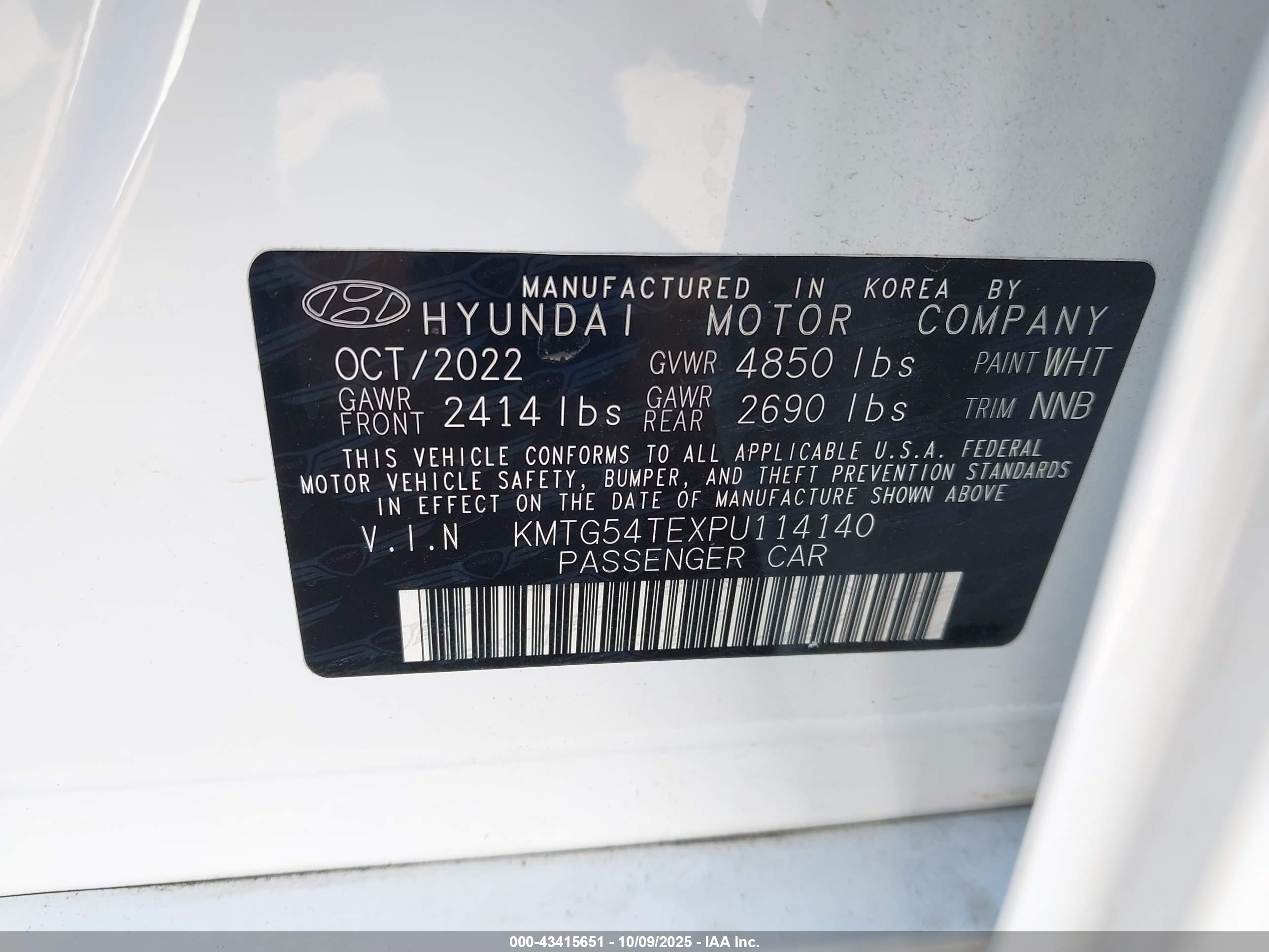 GENESIS G70 image 9