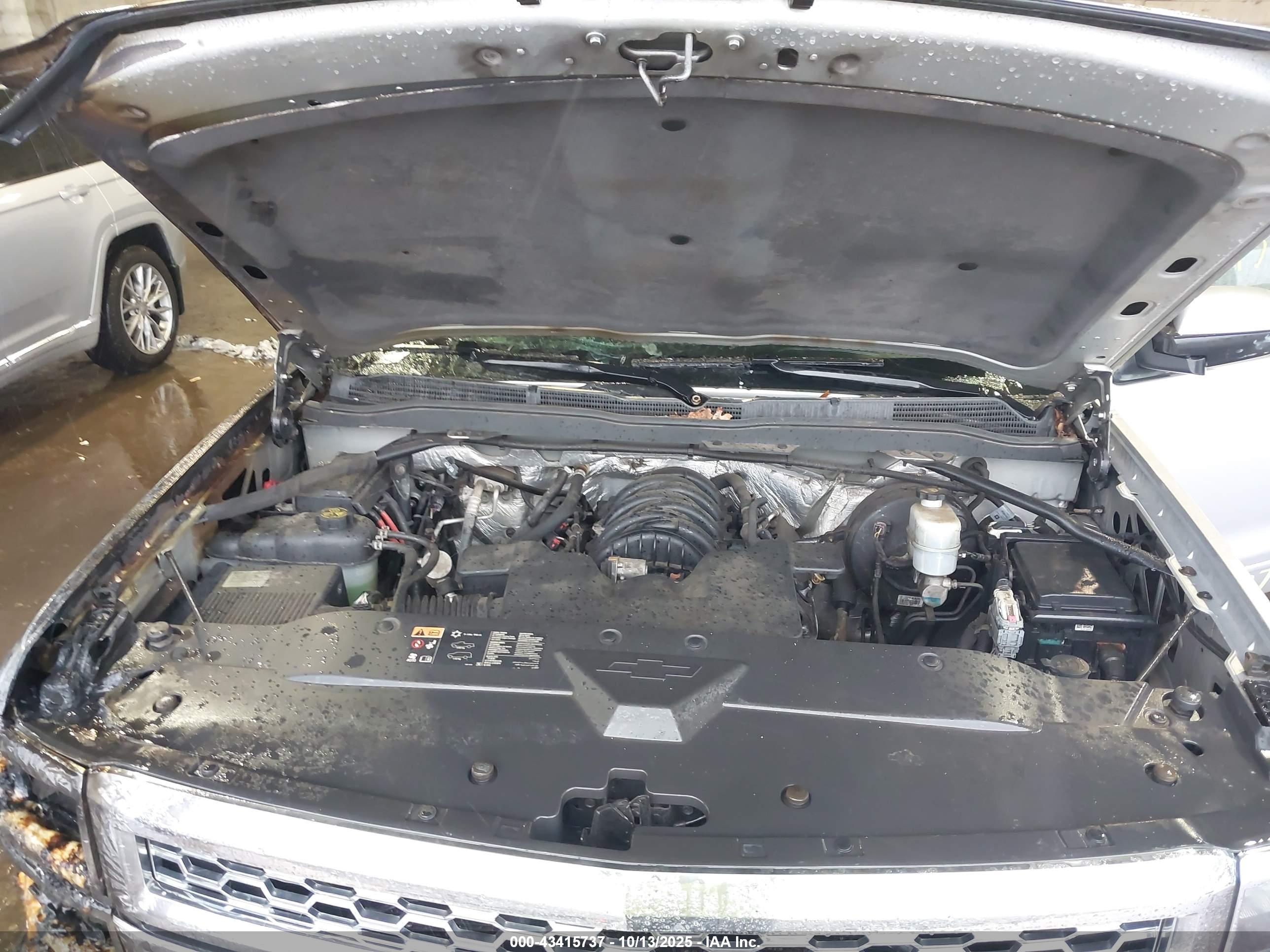 CHEVROLET SILVERADO image 10