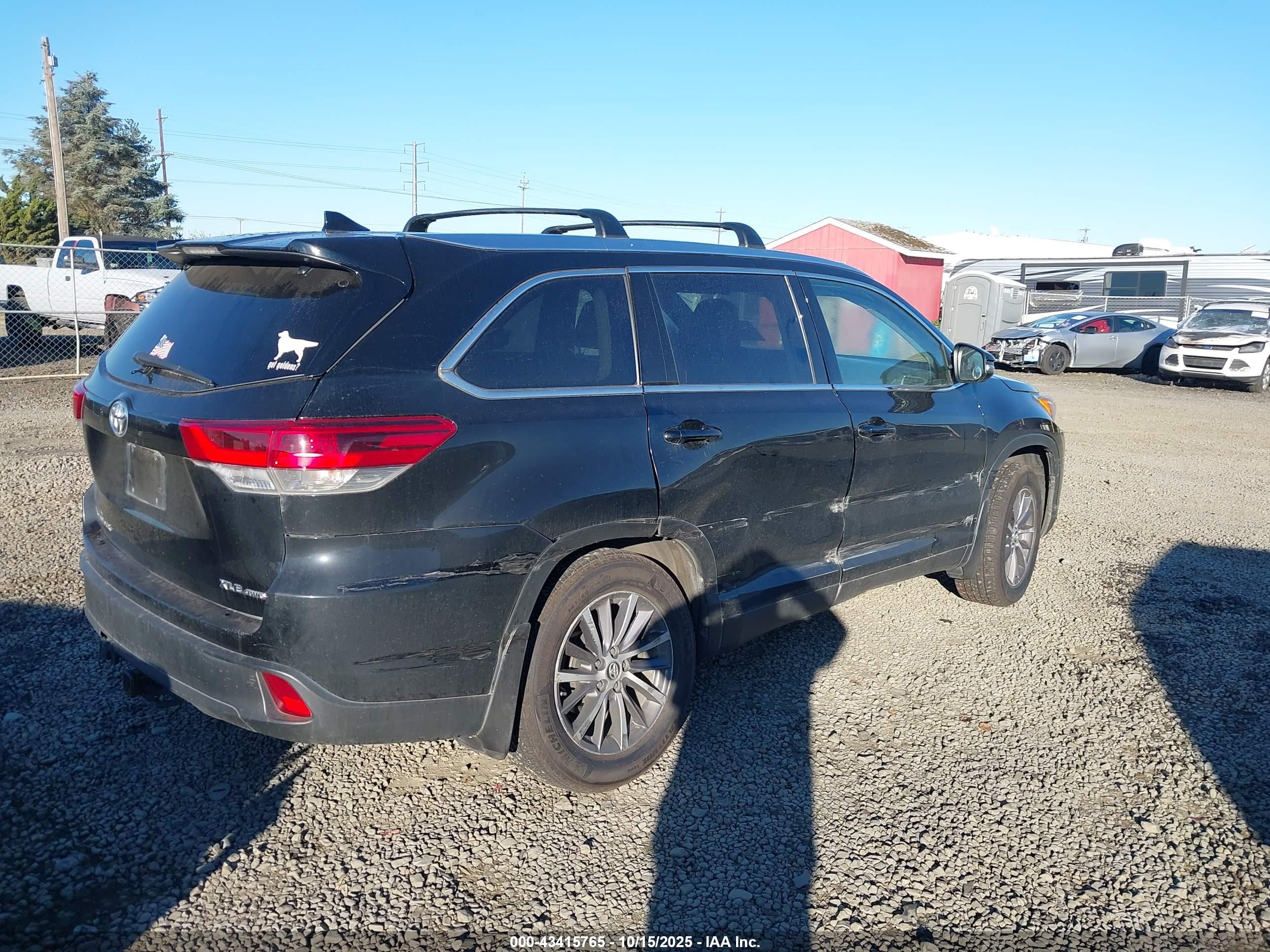 TOYOTA HIGHLANDER image 4