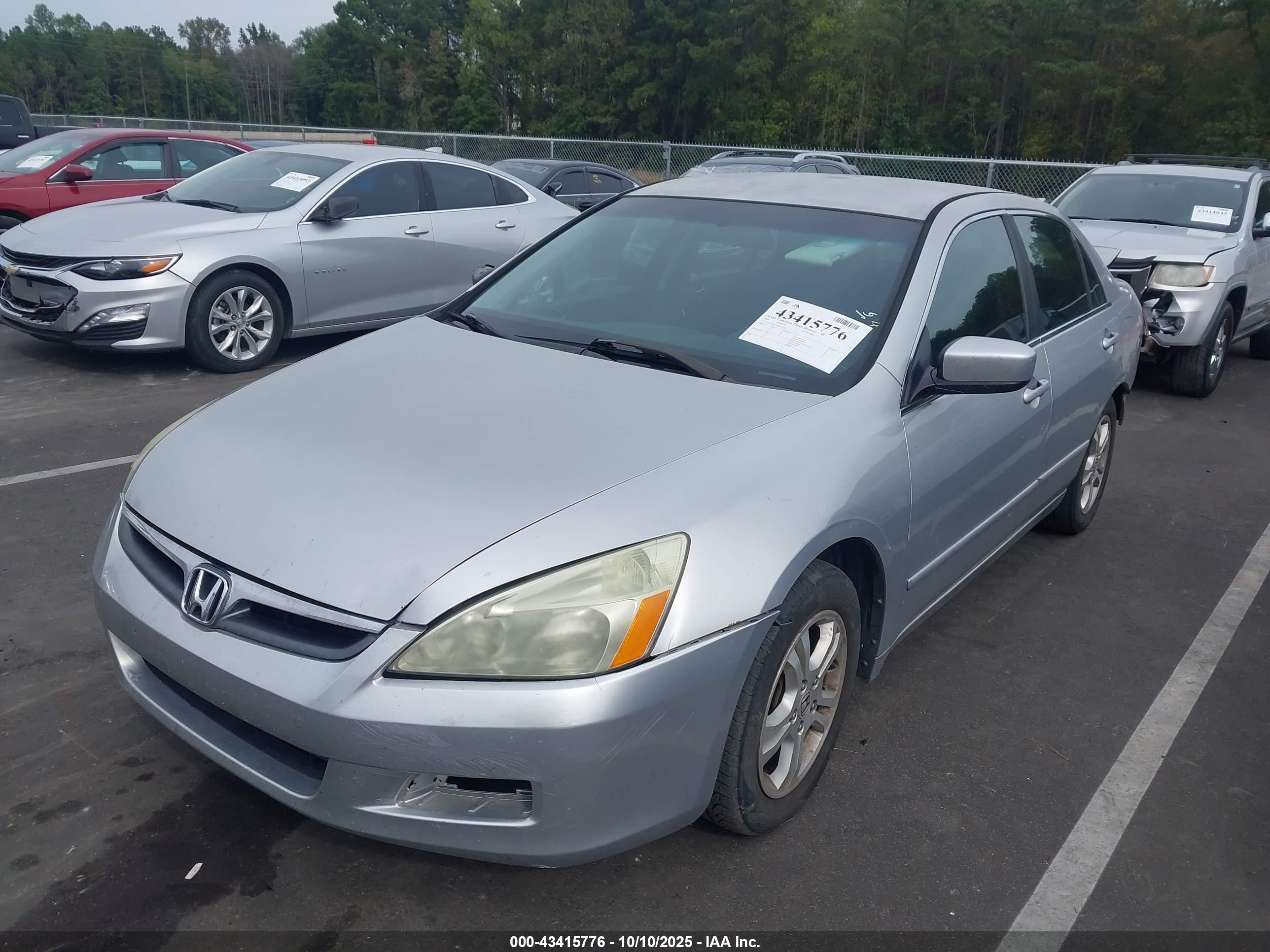 HONDA ACCORD image 2