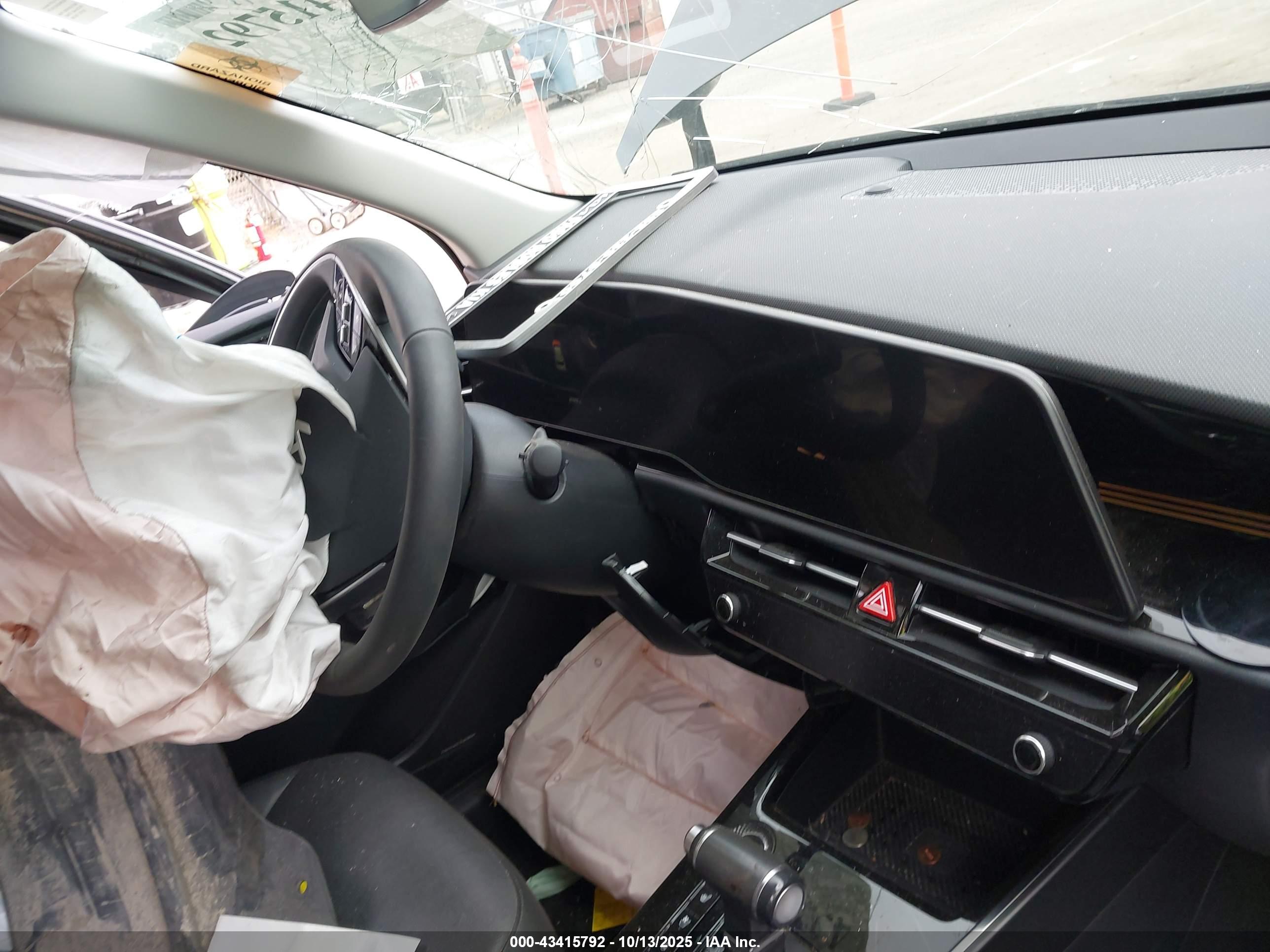 KIA NIRO image 7