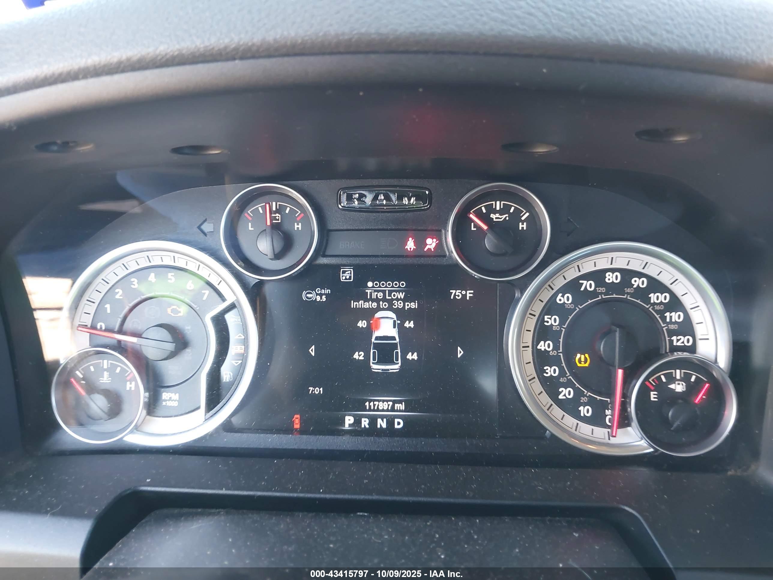 RAM 1500 image 7