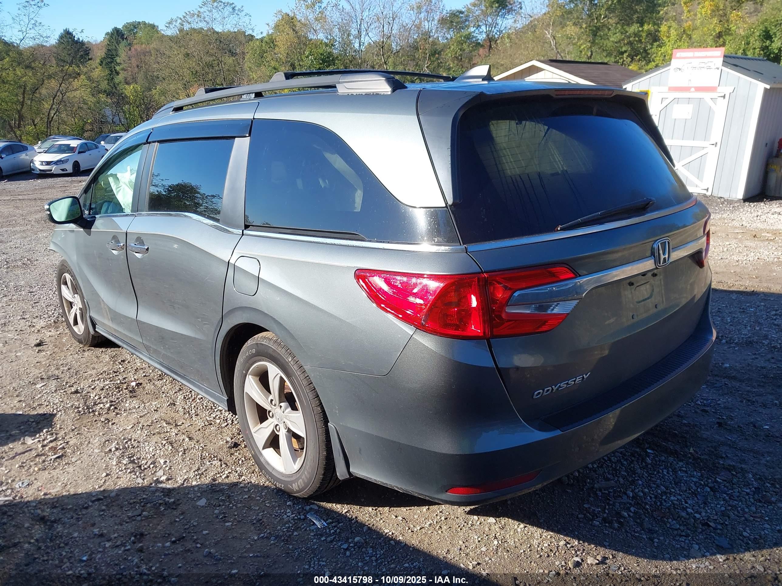 HONDA ODYSSEY image 3