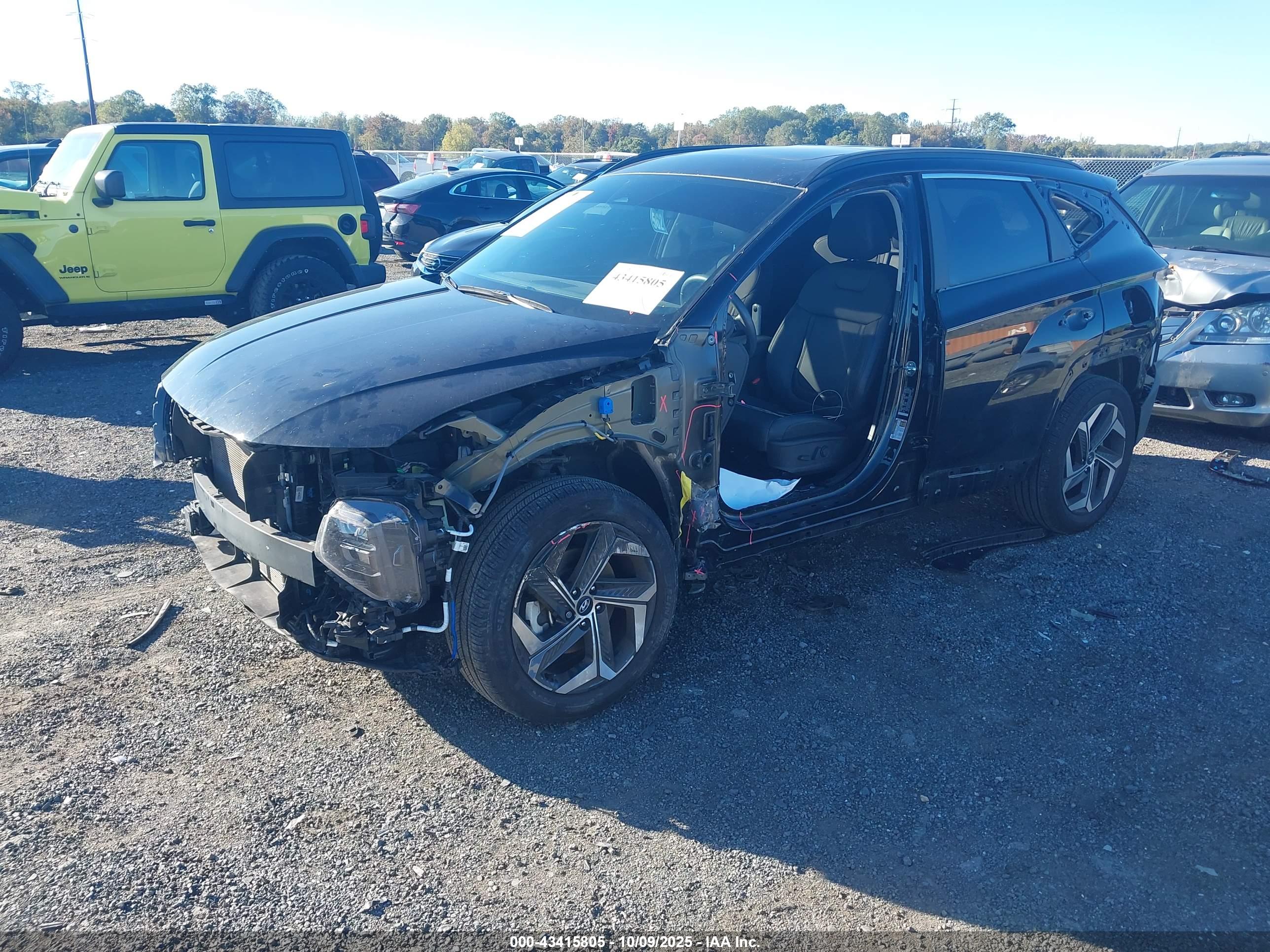 HYUNDAI TUCSON image 6