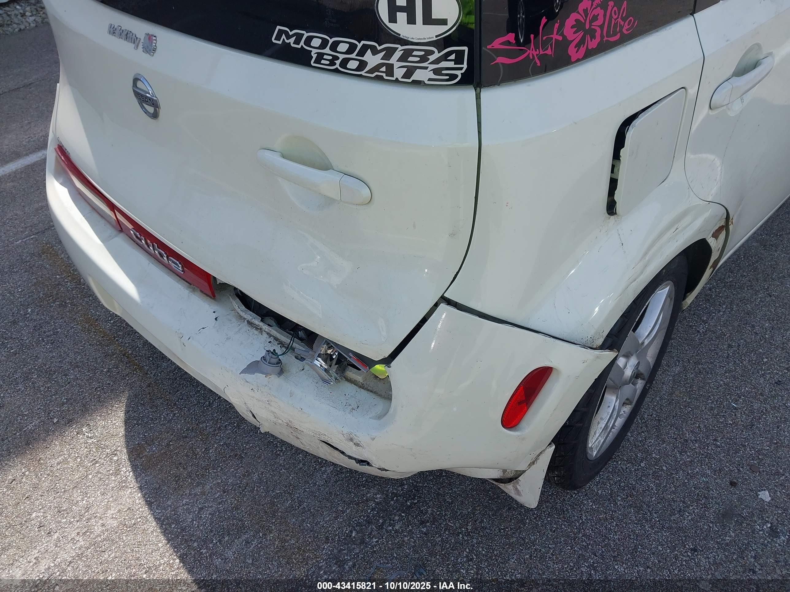 NISSAN CUBE image 6