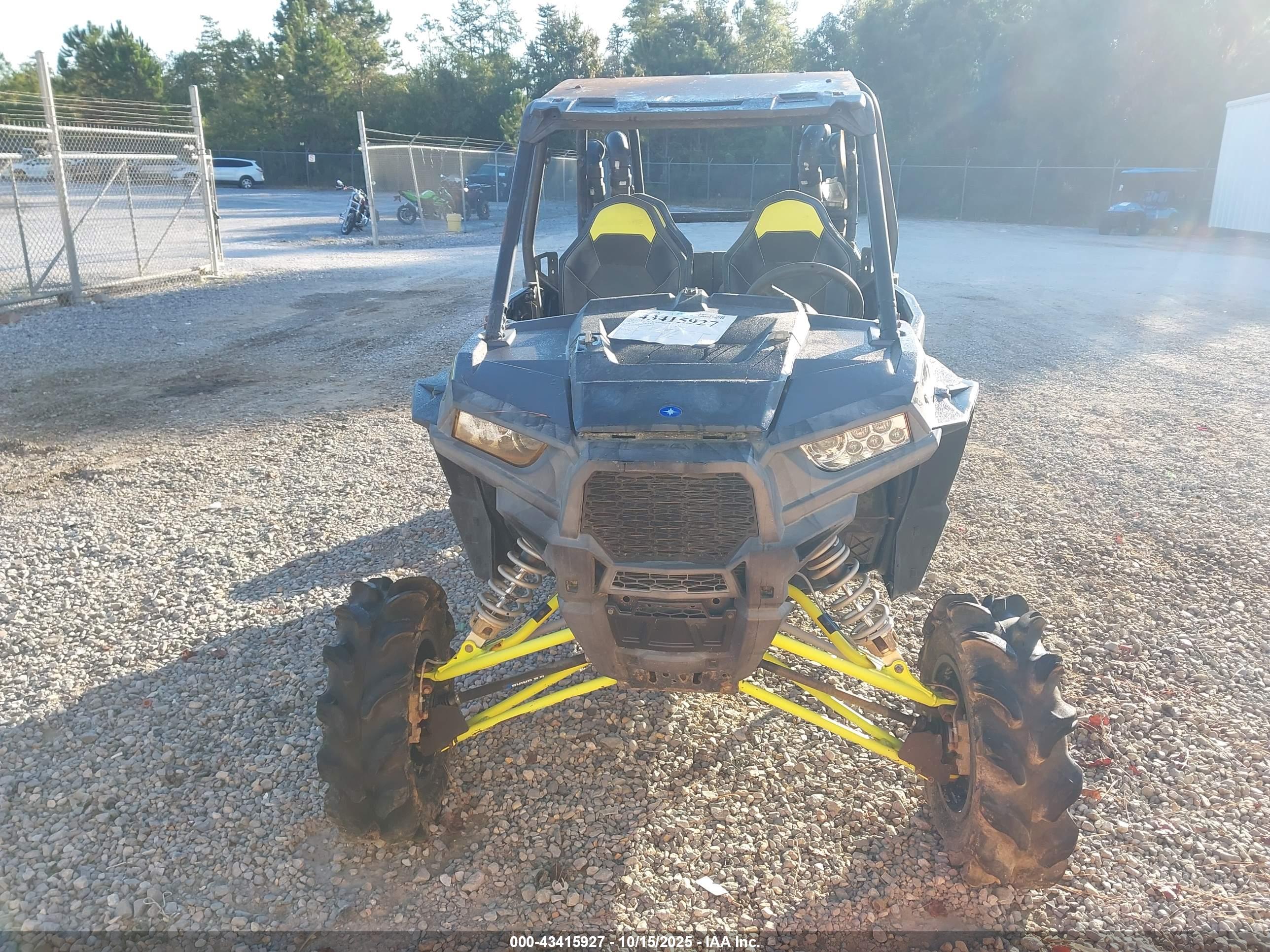 POLARIS RZR image 5
