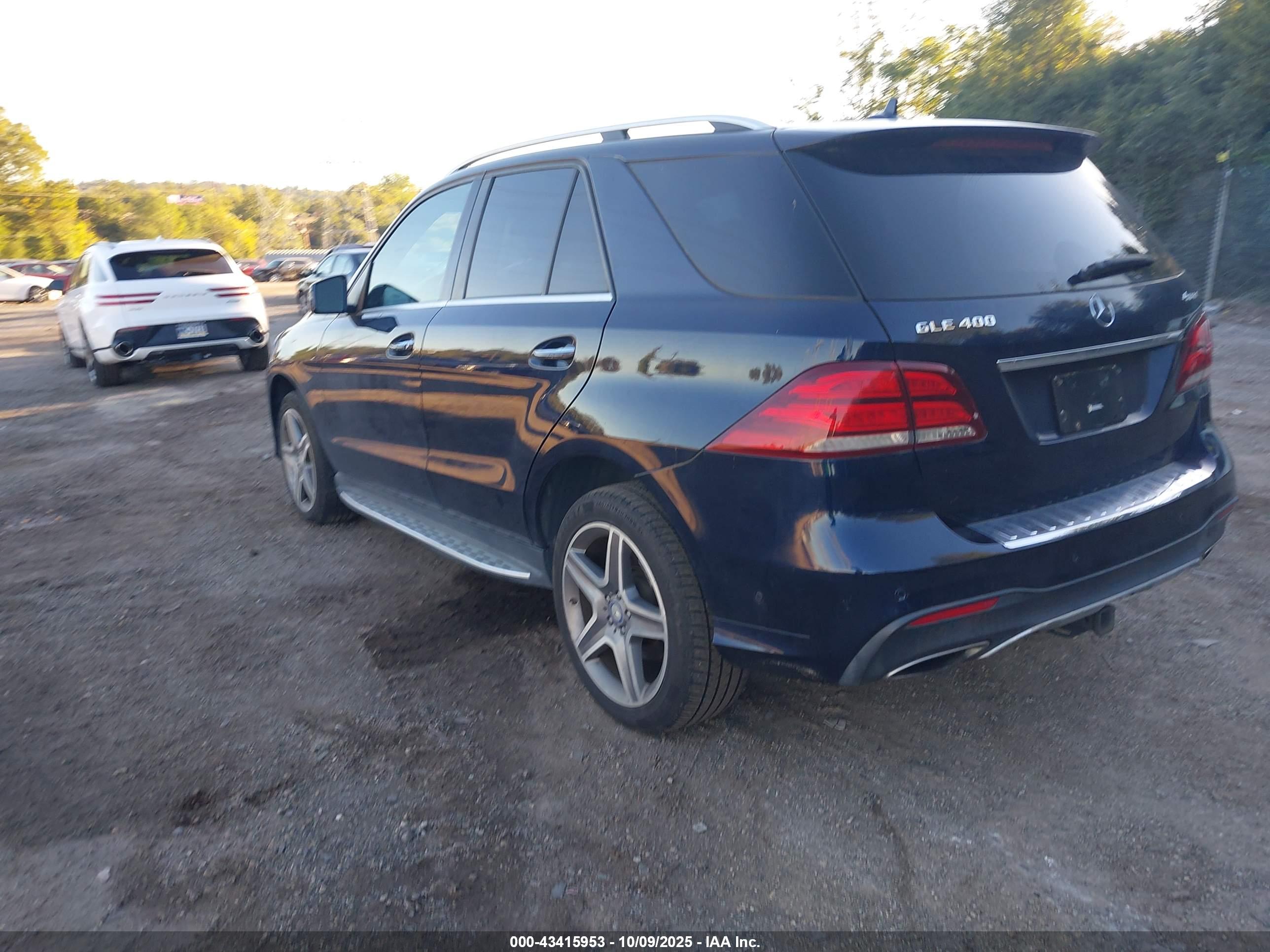 MERCEDES-BENZ GLE image 3