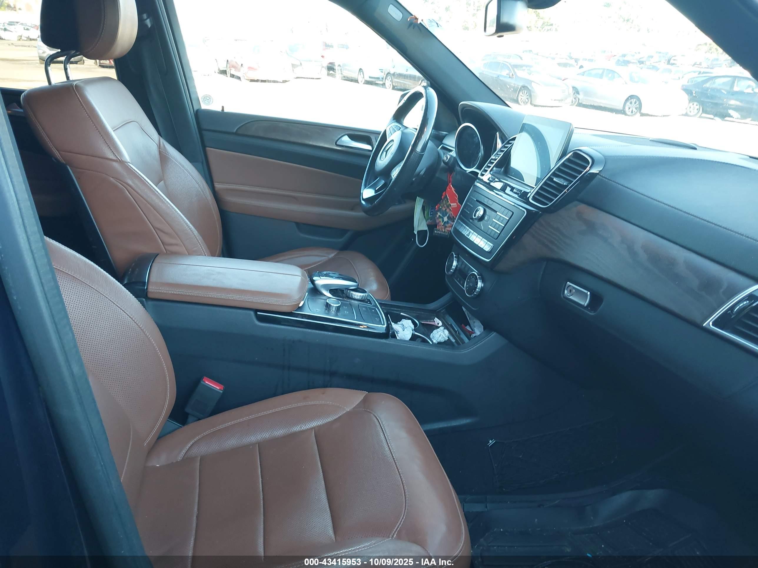 MERCEDES-BENZ GLE image 5