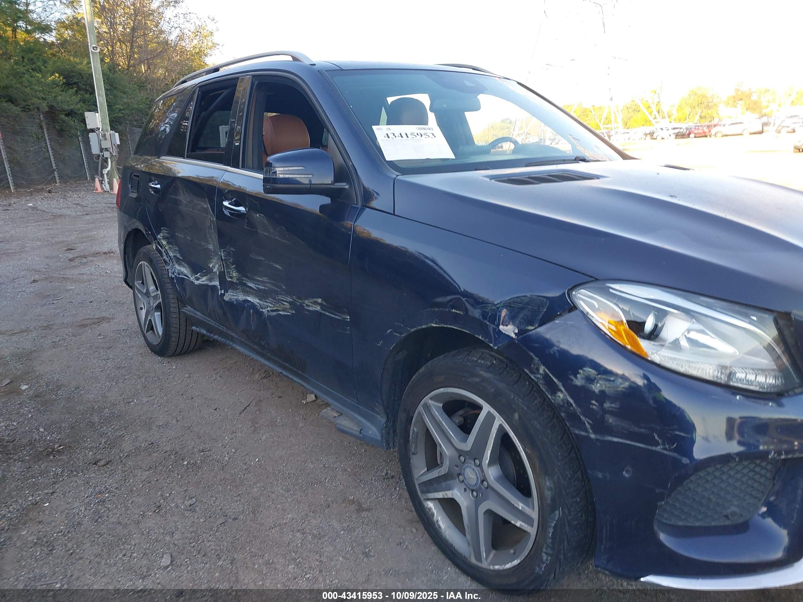 MERCEDES-BENZ GLE image 6