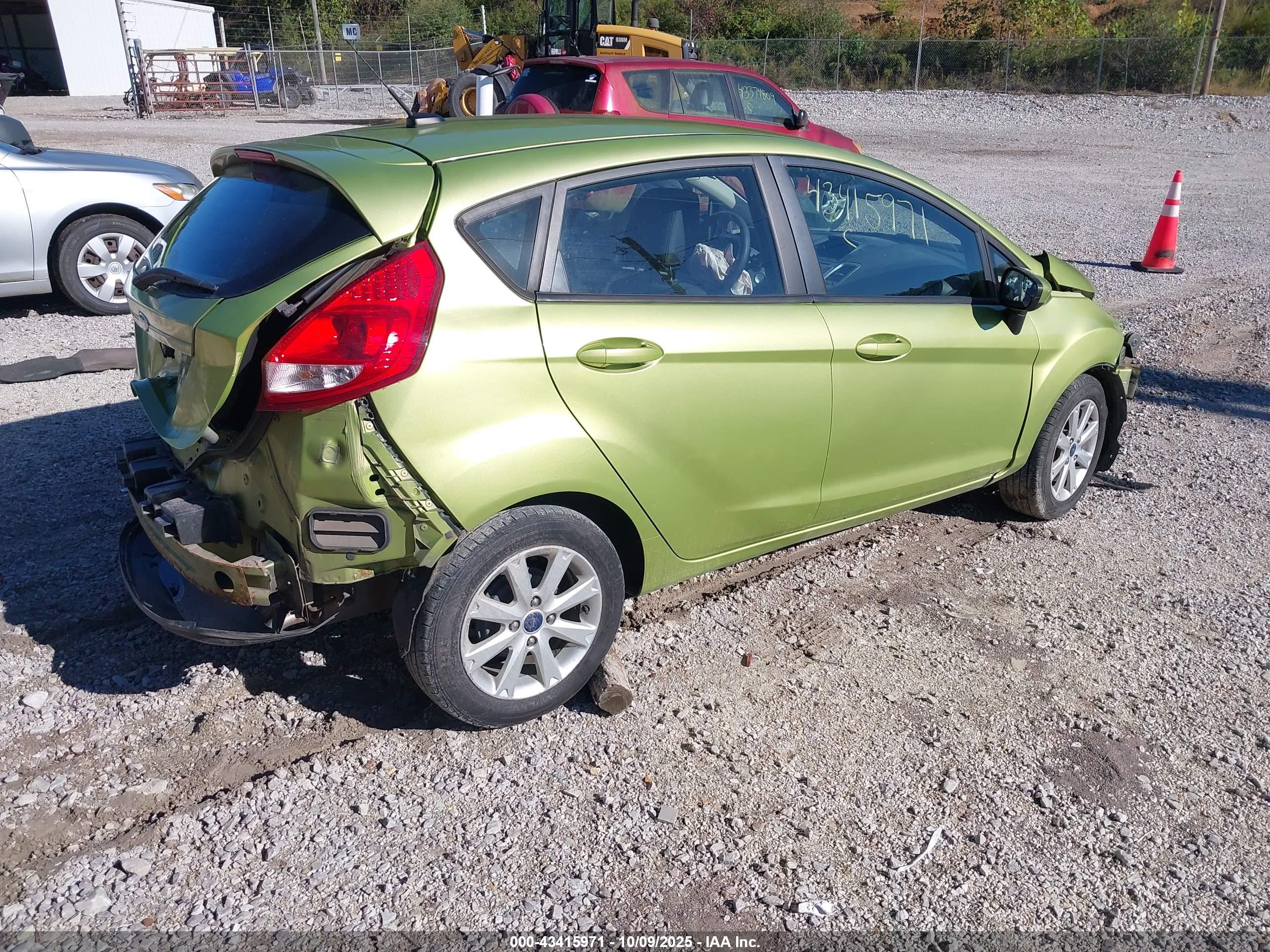 FORD FIESTA image 4