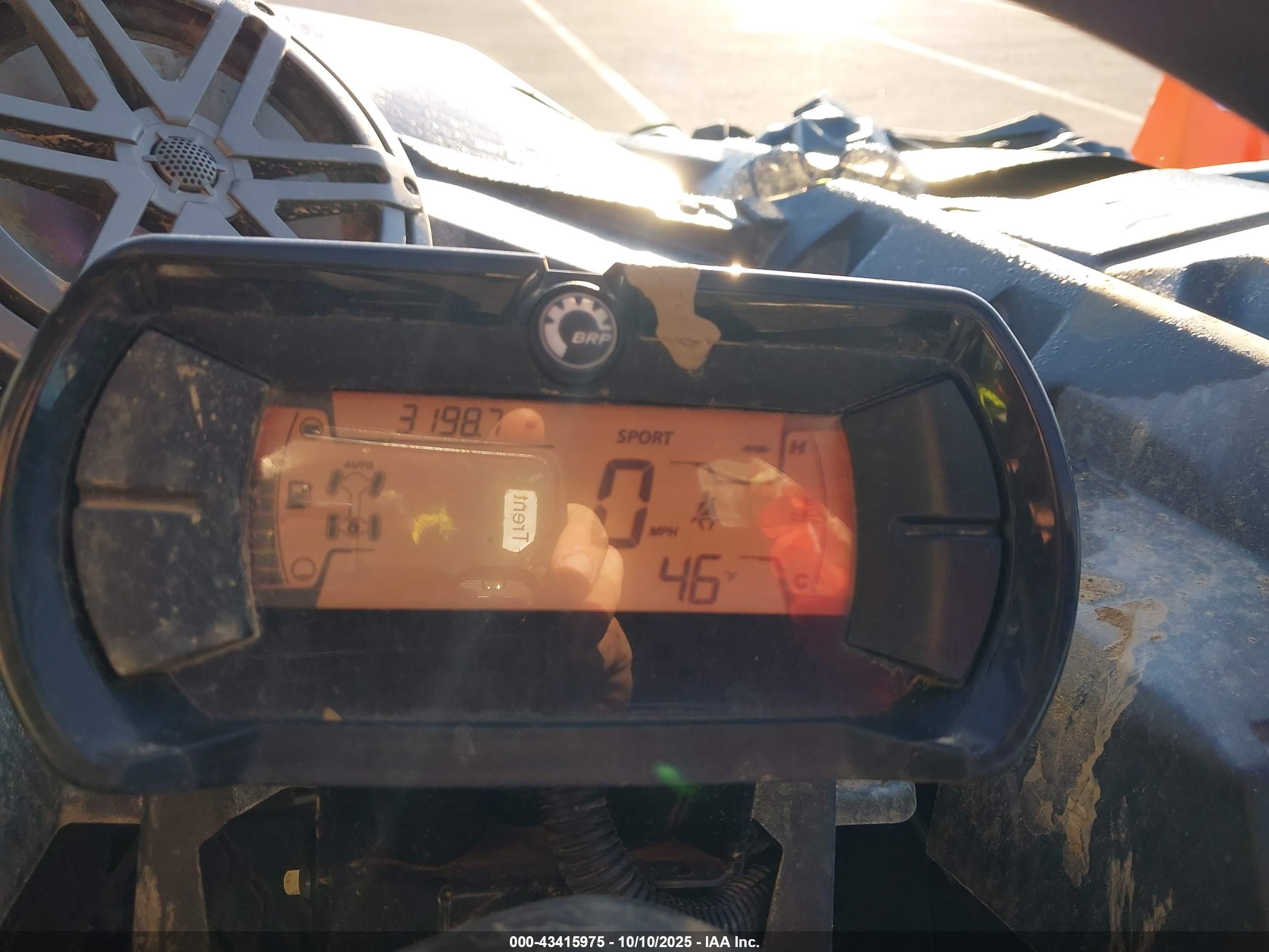 CAN-AM MAVERICK image 7
