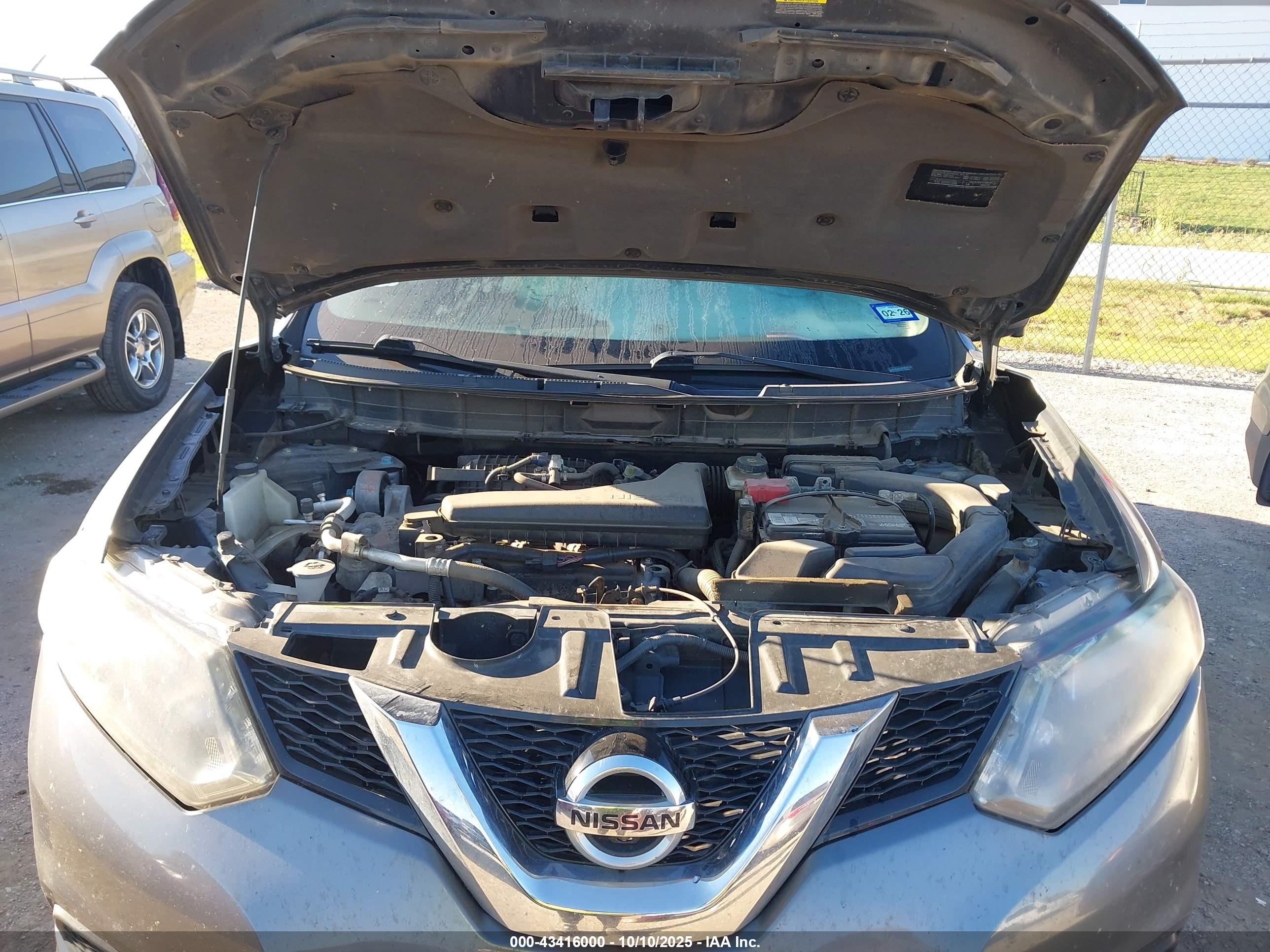 NISSAN ROGUE image 10
