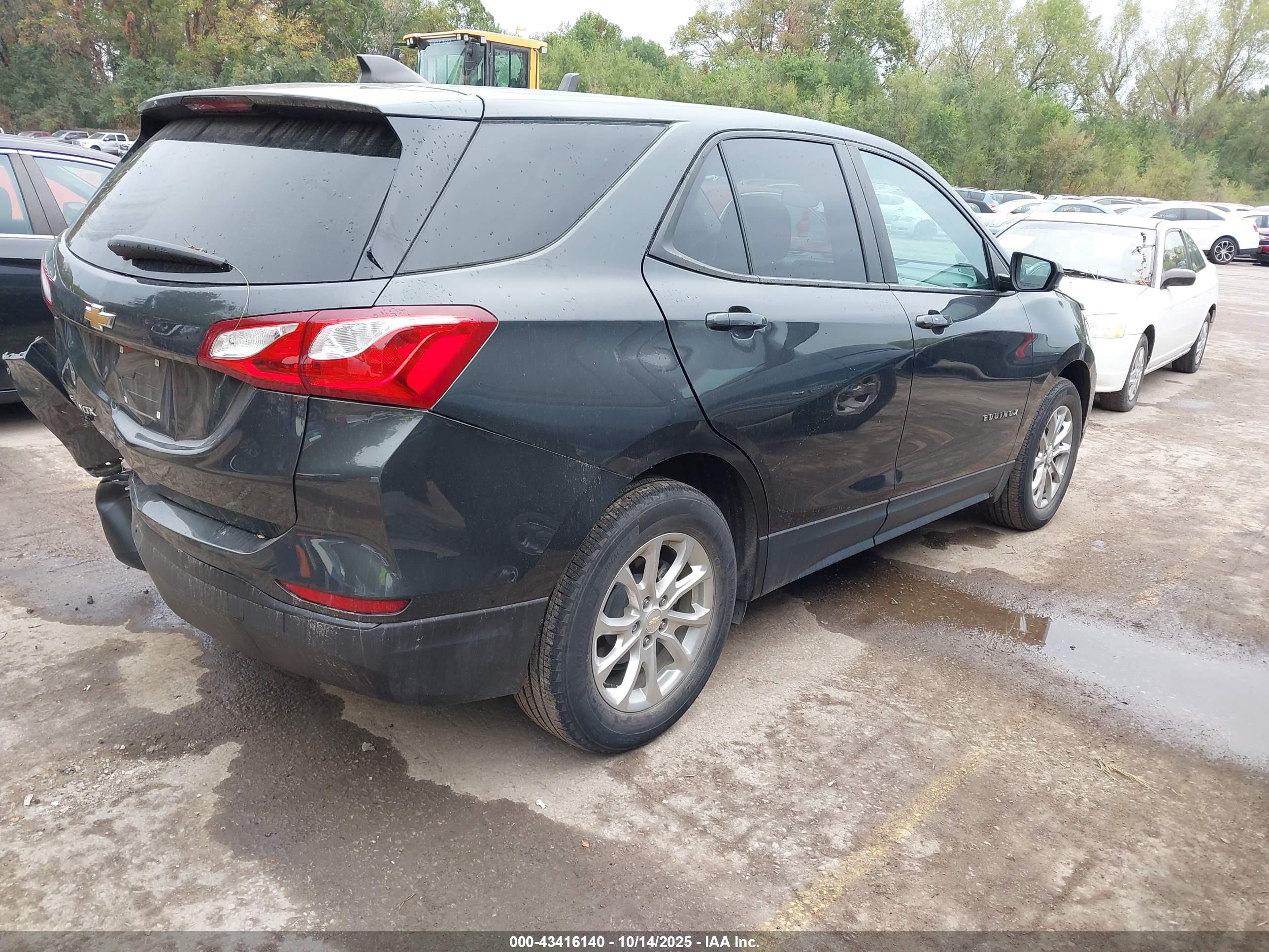 CHEVROLET EQUINOX image 4