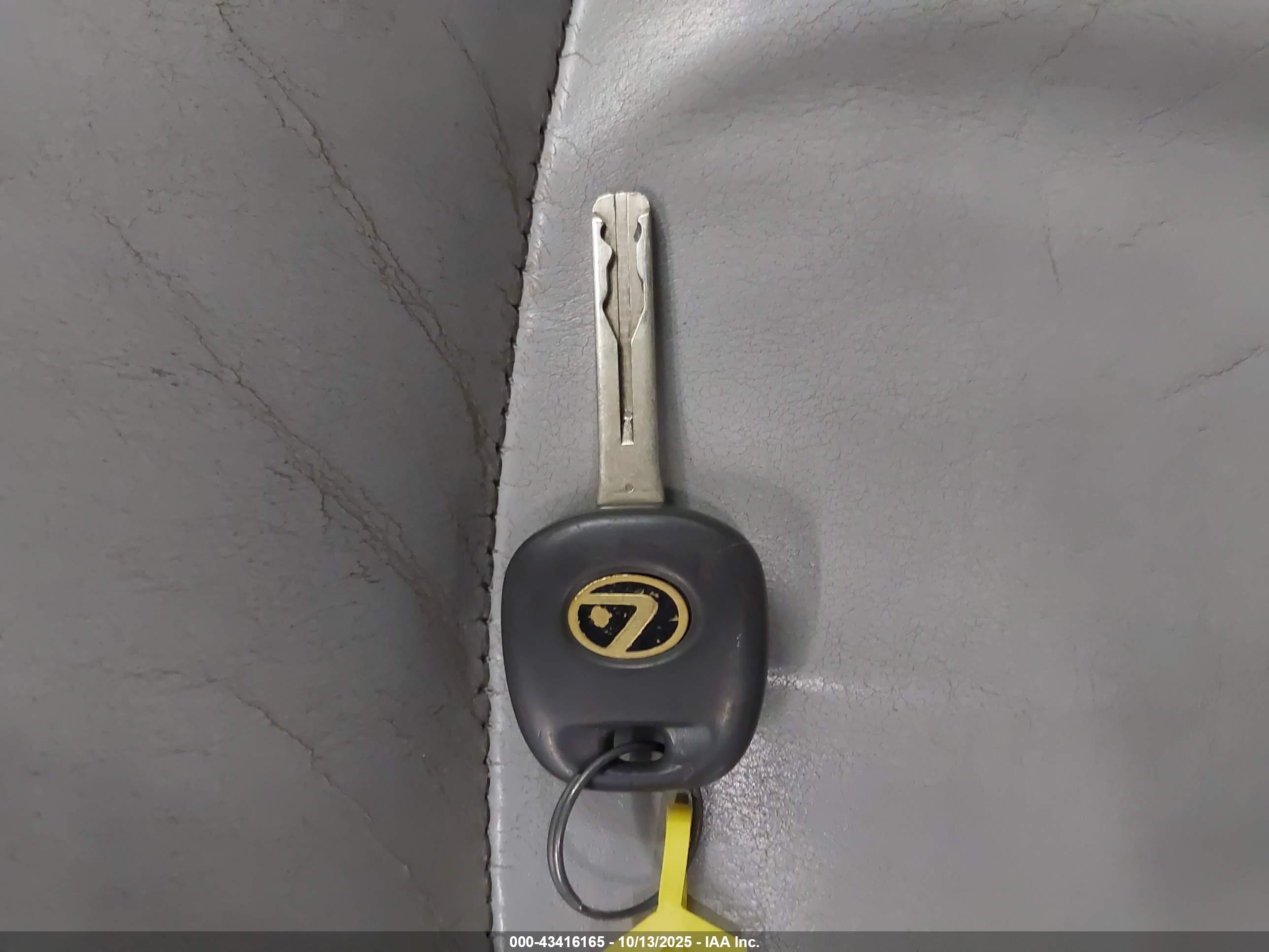 LEXUS RX image 11