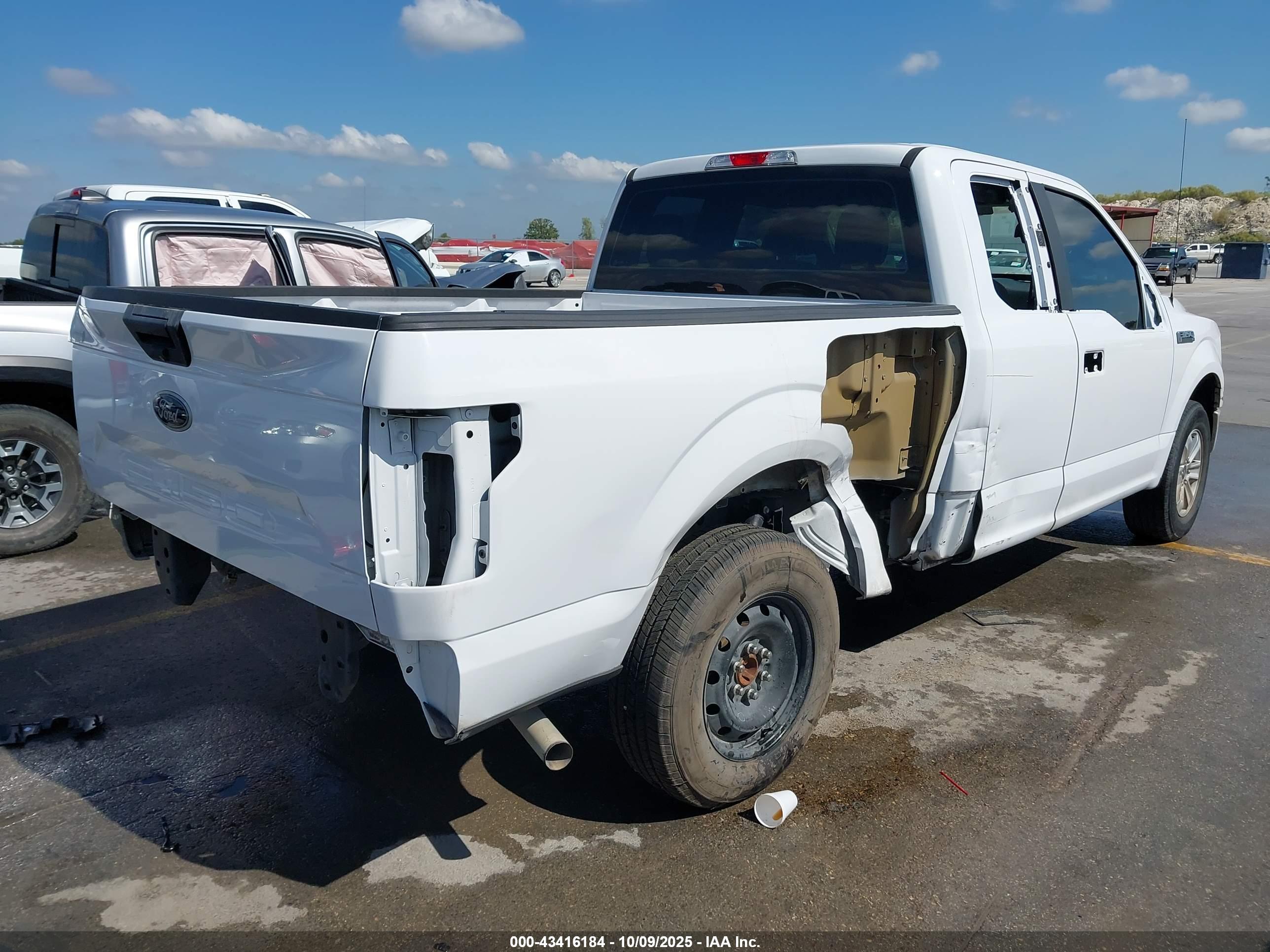 FORD F-150 image 4