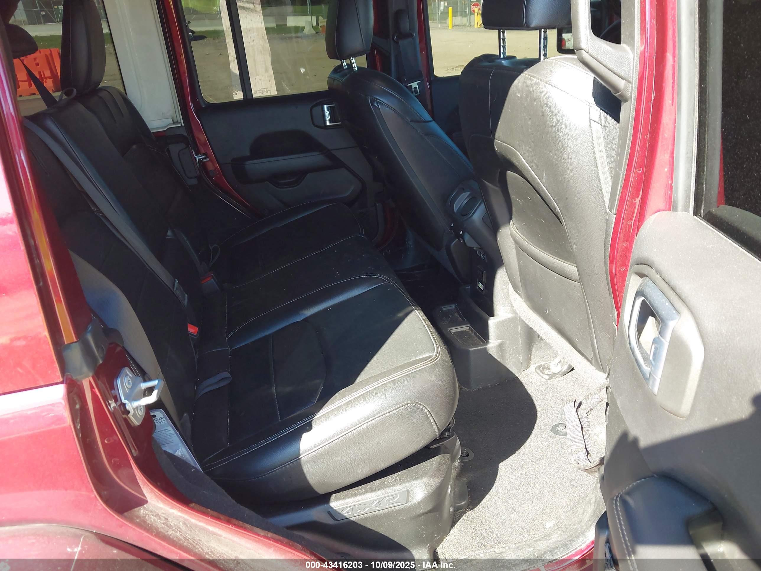 JEEP WRANGLER image 8
